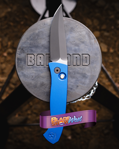 Pro-Tech Brend Classic - Blue Aluminum w/ Black Lip Pearl Button - DLC Magnacut w/ Satin Flats - BSW26.Brend.1