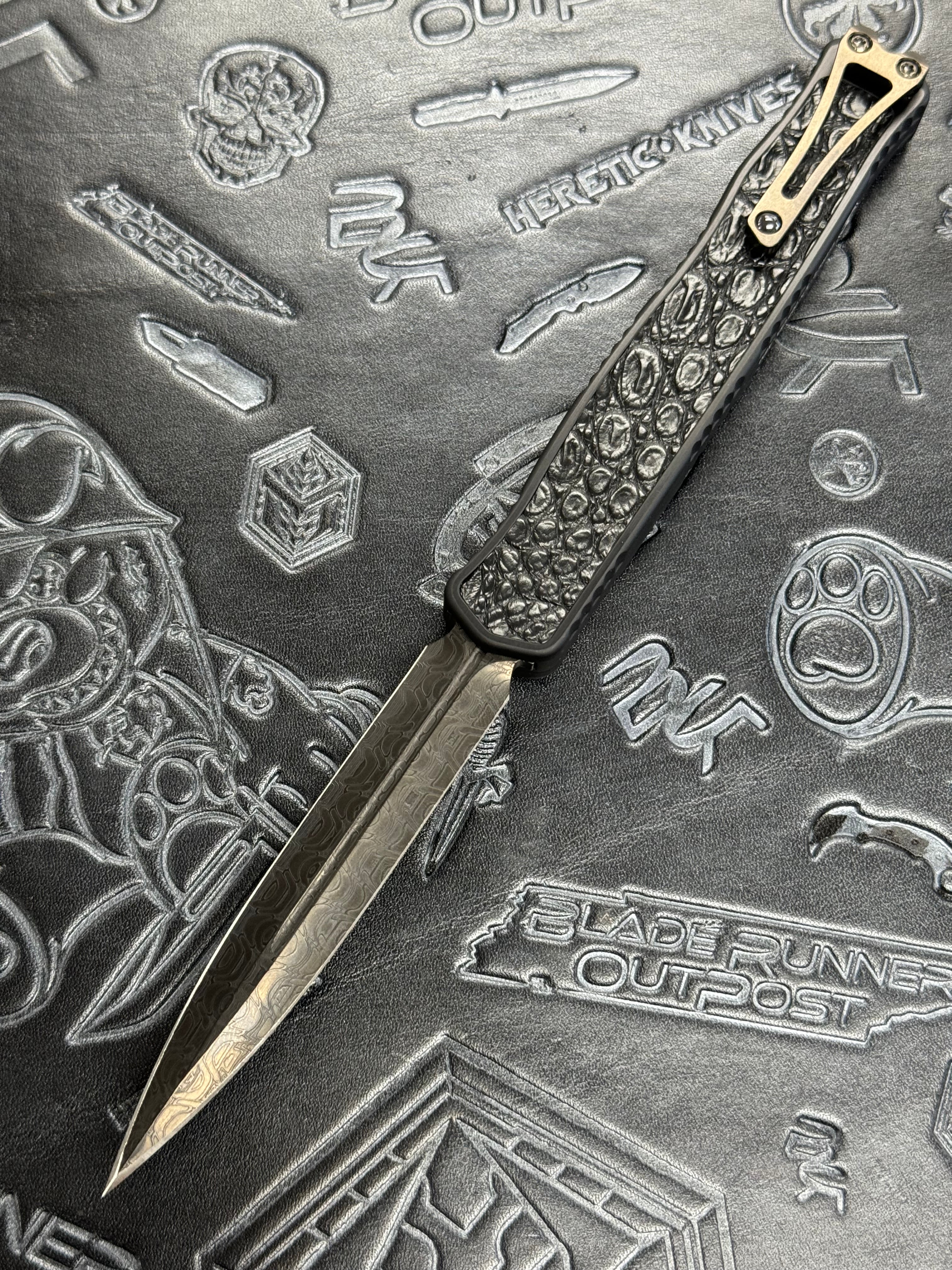 Pre Owned Heretic Knives Cleric II 2 Vegas Forge Reptilian DLC Damascus & Crocodile Inlays