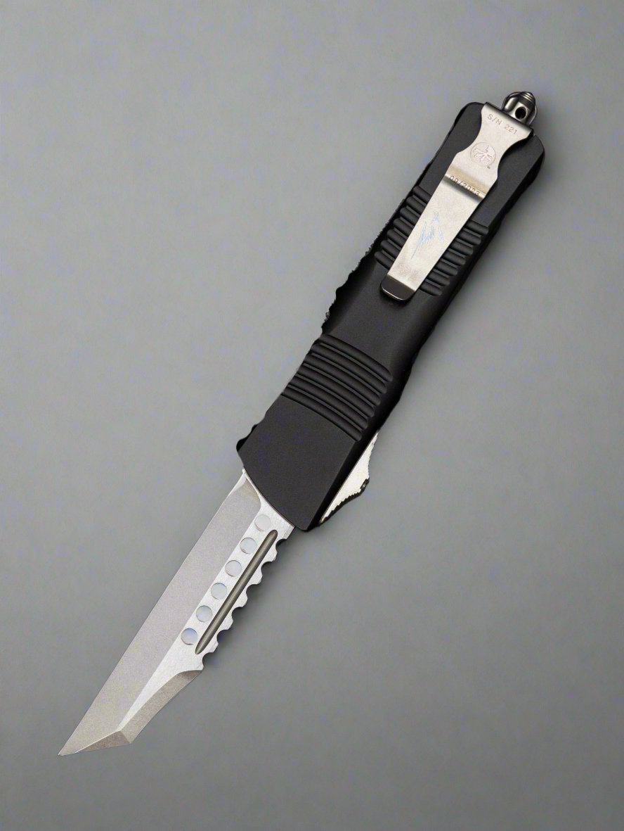 Microtech 219W-10S Signature Series Combat Troodon AUTO OTF 3.75" Stonewashed Warhound Blade, Black Aluminum Handles