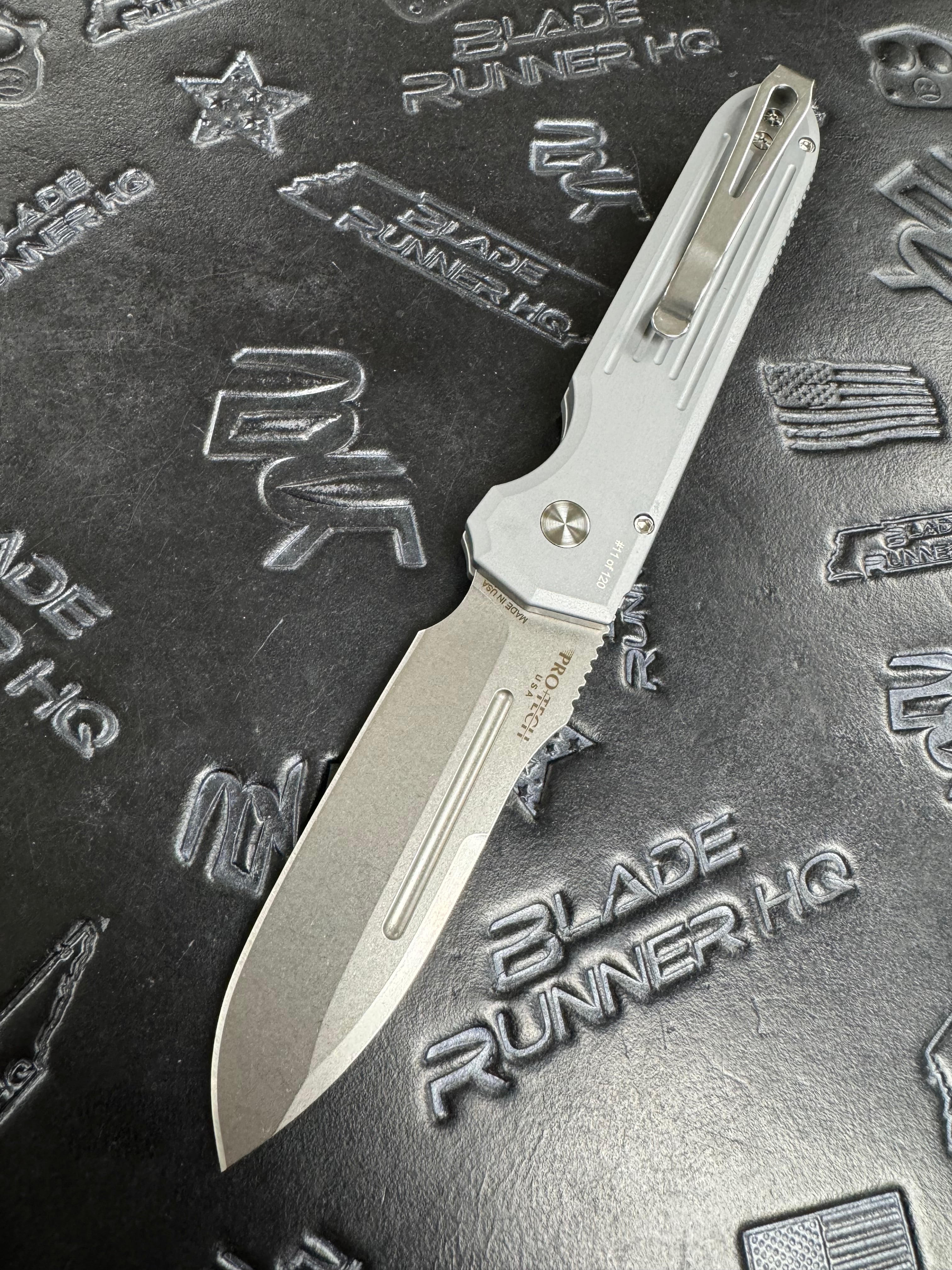 Protech PDW Invictus Auto Blade Show ATL Grey Handle Auto Magnacut Stonewash /120