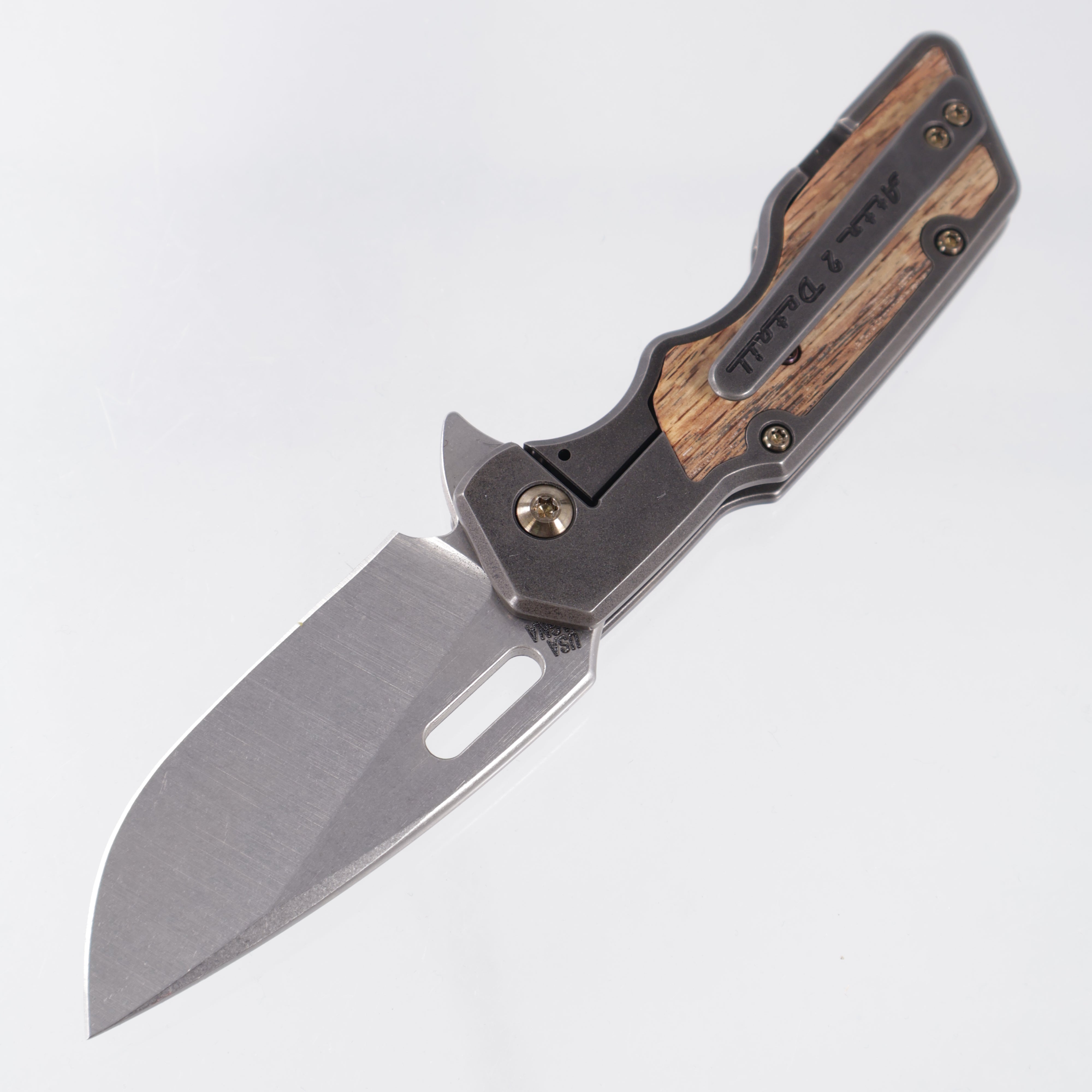 Attn2Detail Mercantile Mk.1 Medium Gen4 Drop Point Rising Grind - Blackened Titanium w/ Spalted Elm Inlays & Gold Ano Hardware - Stonewash Satin Magnacut