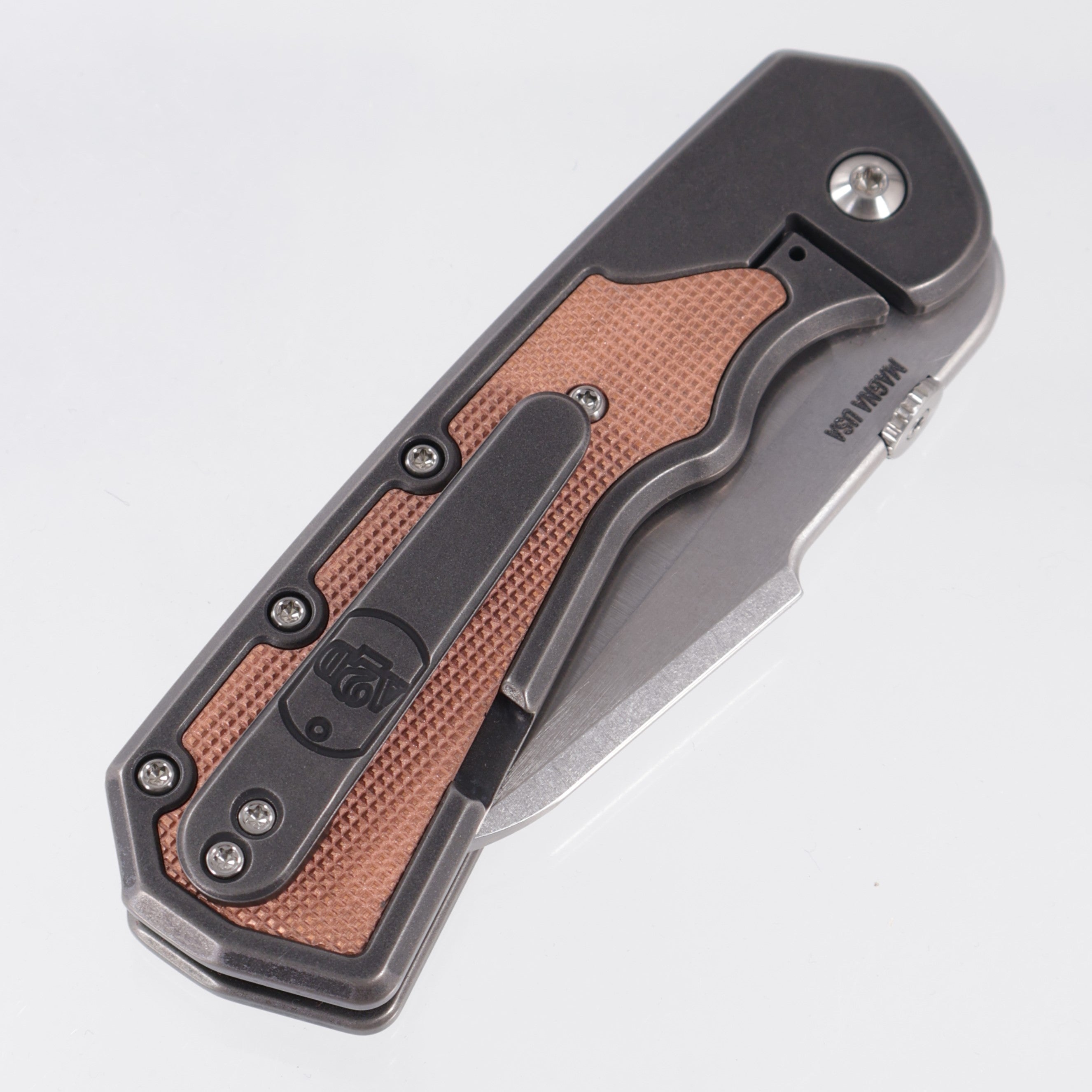 Attn2Detail Mercantile Delta Gen4 Harpoon Sheepsfoot - Blackened Titanium w/ 20 LPI Copper Inlays - Stonewash Satin Magnacut