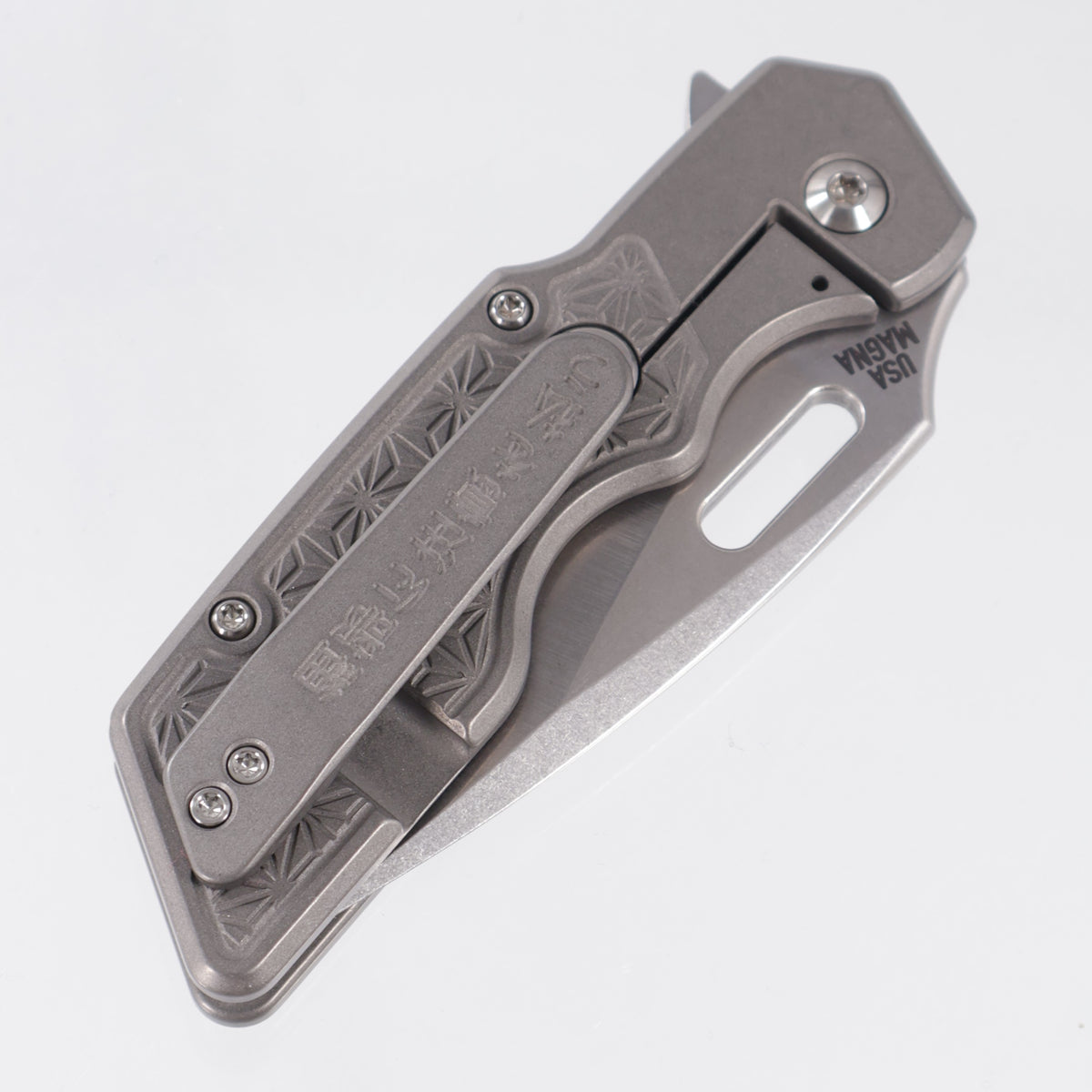 Attn2Detail Mercantile Mk.1 Medium Gen4 Hissatsu Rising Grind - Greywash Titanium w/ Asanoha Faux Inlays - Stonewash Satin Magnacut - A2D