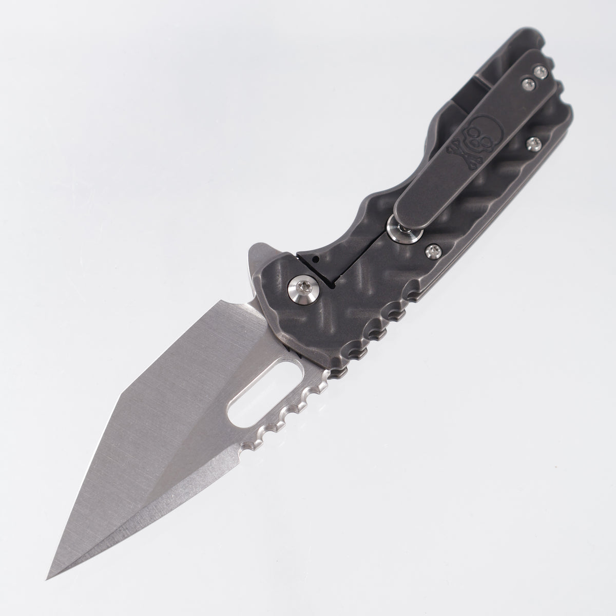 Attn2Detail Mercantile Mk.2 Bravo Medium Gen4 Hissatsu Rising Grind - Blackwash Treadplate Titanium  - Stonewash Satin Magnacut - A2D