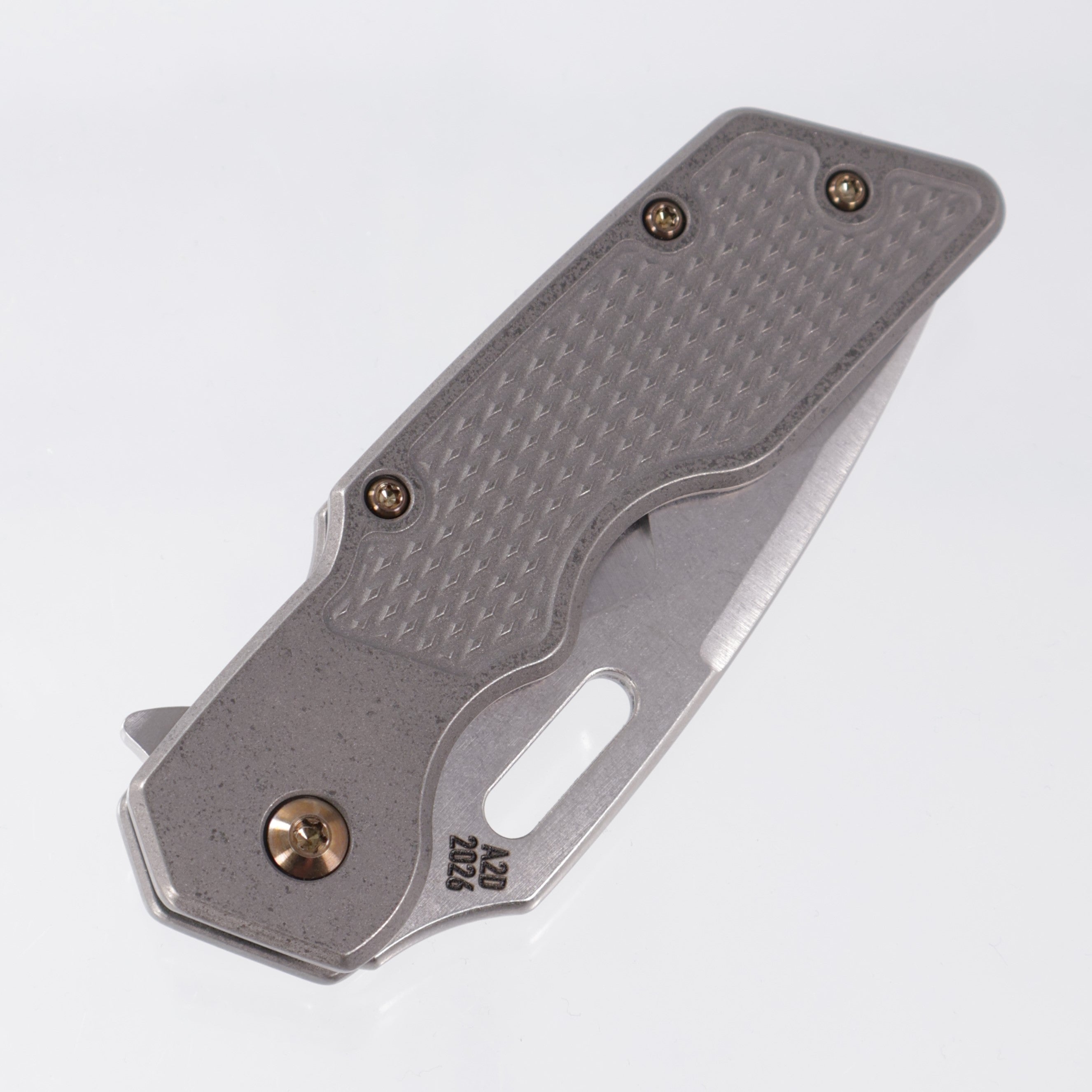 Attn2Detail Mercantile Mk.1 Medium - Stonewash M16 Grip Texture w/ Bronze Ano Hadware - Stonewash/Satin Hissatsu Compound Grind Magnacut