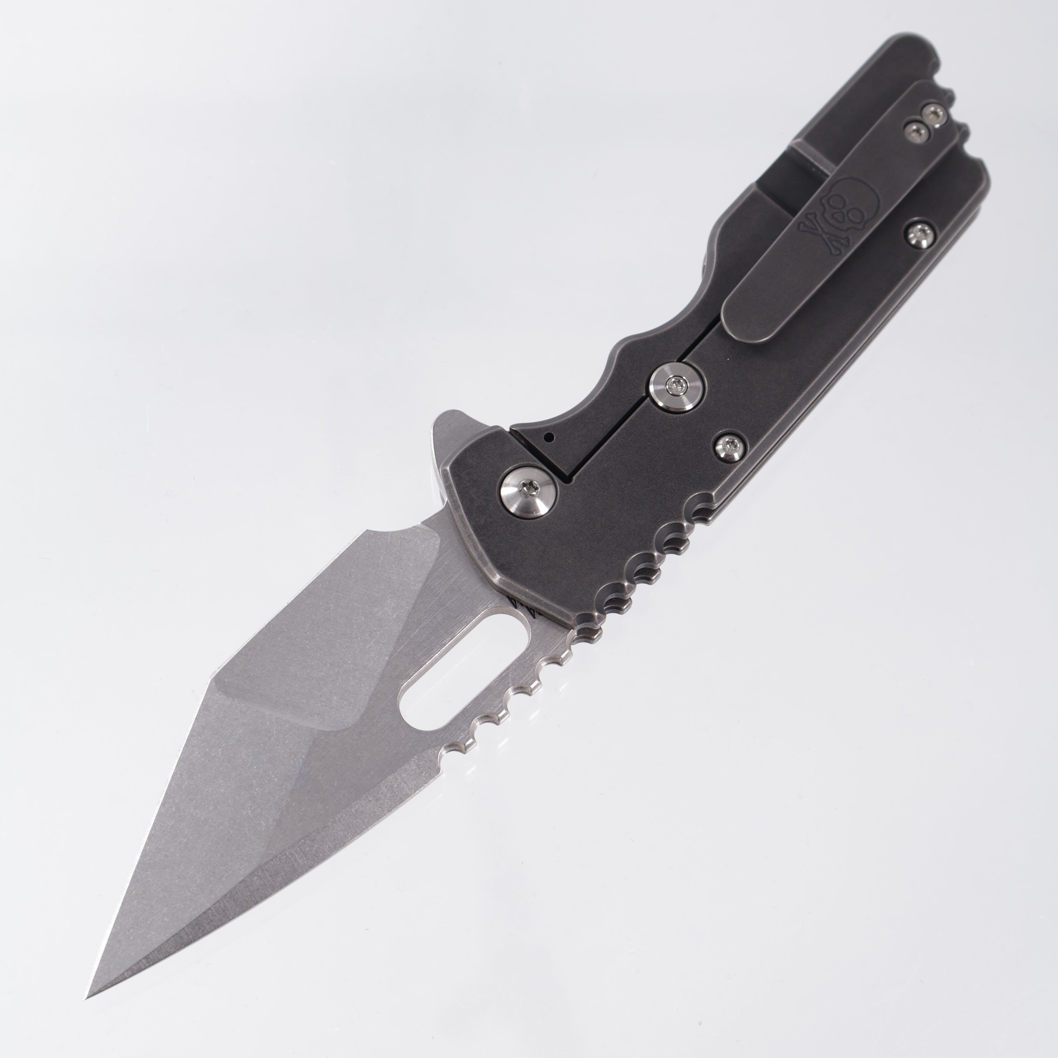 Attn2Detail Mercantile Mk.2 Large Gen4 Hissatsu Compound Grind - Blackened Titanium w/ Jade G10 Skull & Crossbones Inlay - Stonewash Satin Magnacut