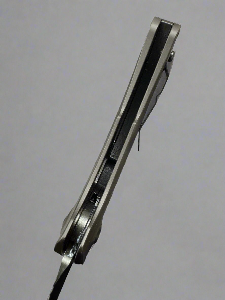 Pre Owned / Used Microtech 268A-3T Brachial S/E - Black Handle - Black Blade