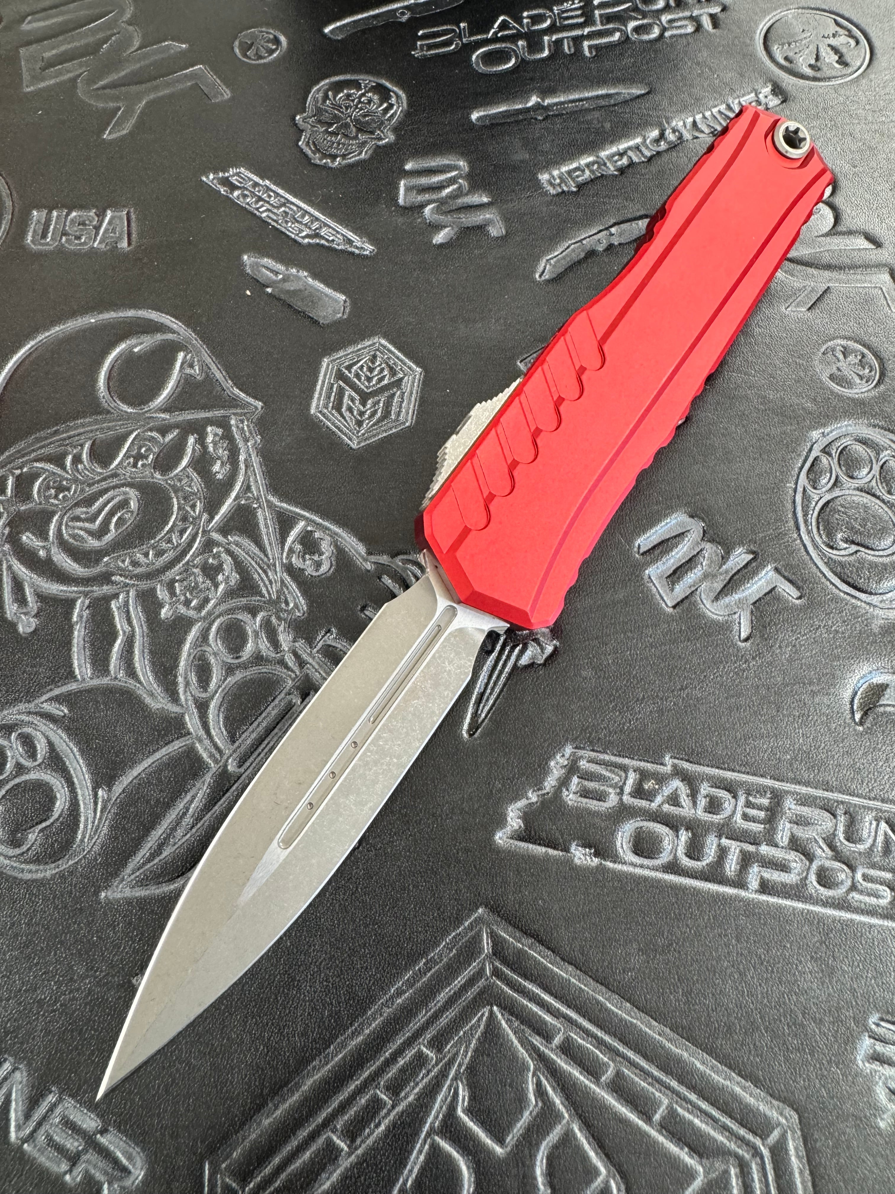 Microtech Cypher II D/E Apocalyptic w/ Red Handle 1242-10 APRD