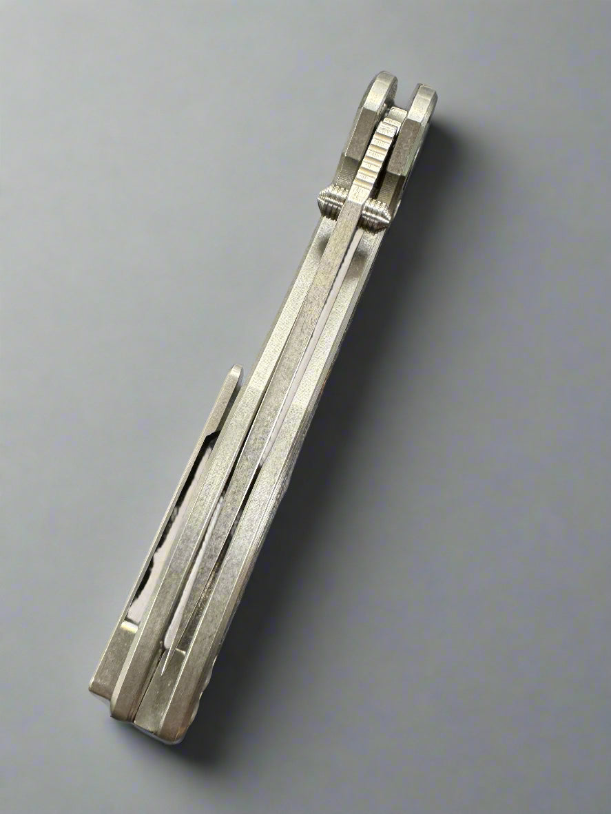 American Blade Works ABW MODEL 1 BUTTON LOCK TITANIUM Magnacut American Camo Carbon