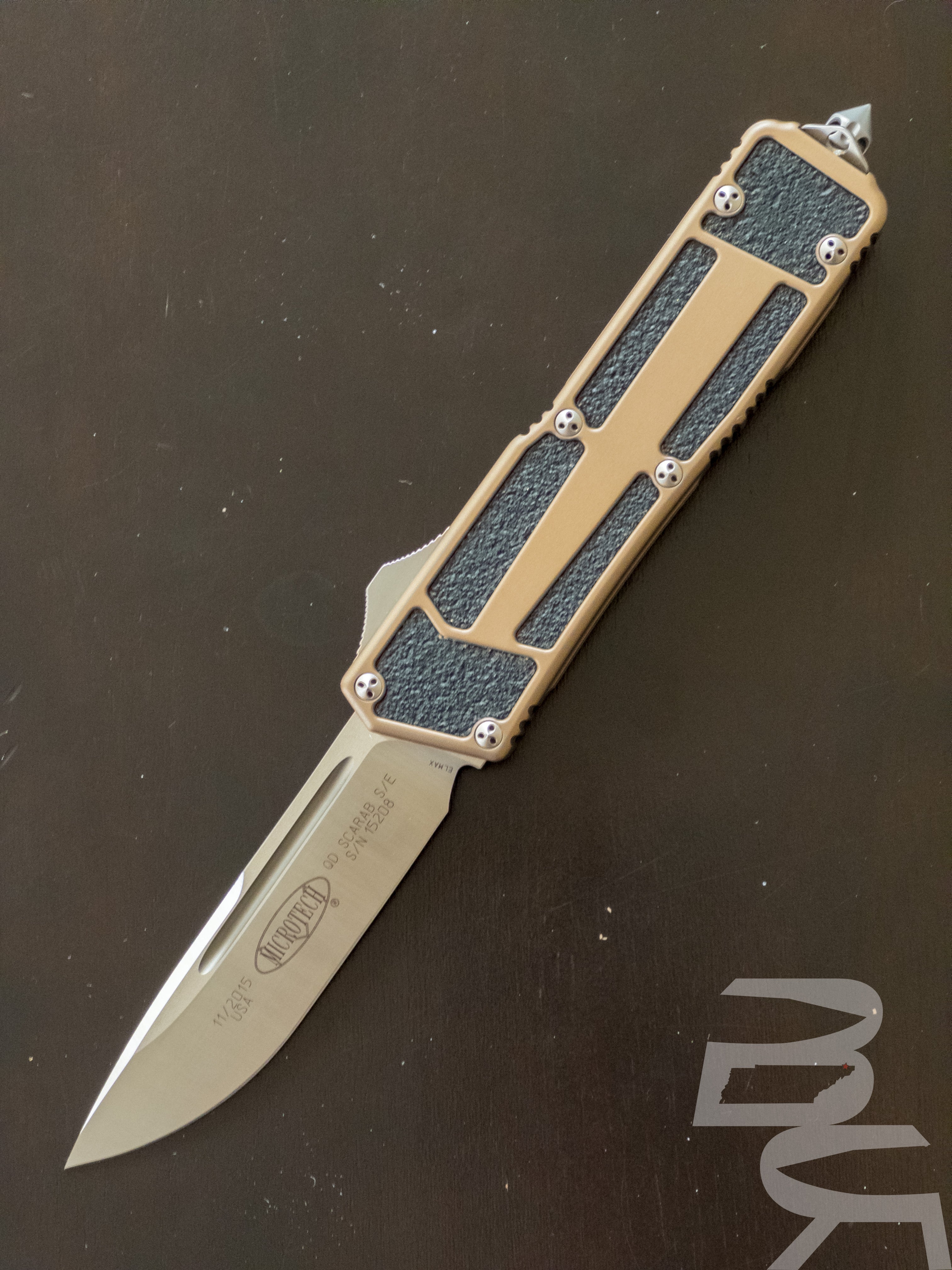 Pre Owned Microtech Scarab D/A OTF QD Satin Finish Single Edge Tan Handle