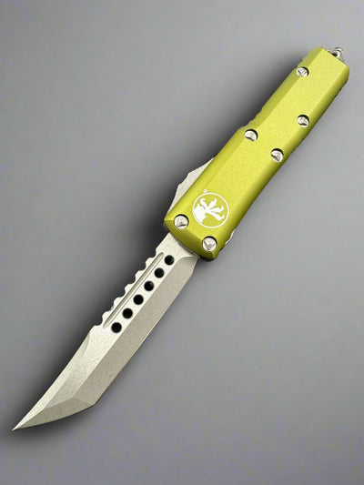 Microtech UTX-85 719-10 APODS Hellhound Apocalyptic Blade, OD Green Handle Signature Series