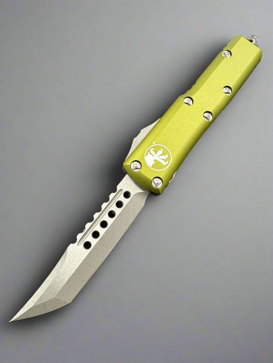 Microtech UTX-85 719-10 APODS Hellhound Apocalyptic Blade, OD Green Handle Signature Series
