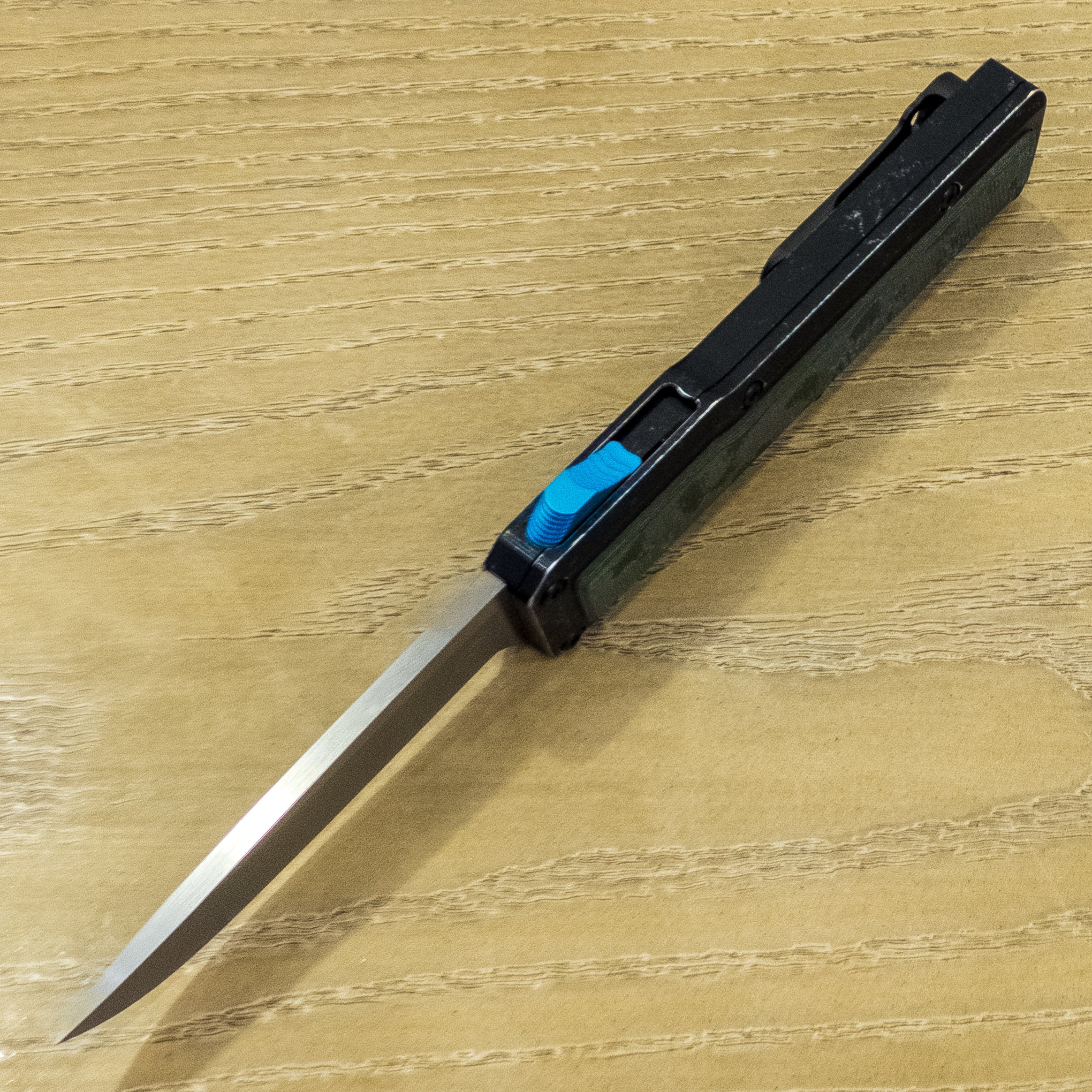 Chaves Dissident - Kelp CF Inlaid BattleBlack Aluminum - Drop Point M390 Stonewash - 723587150844