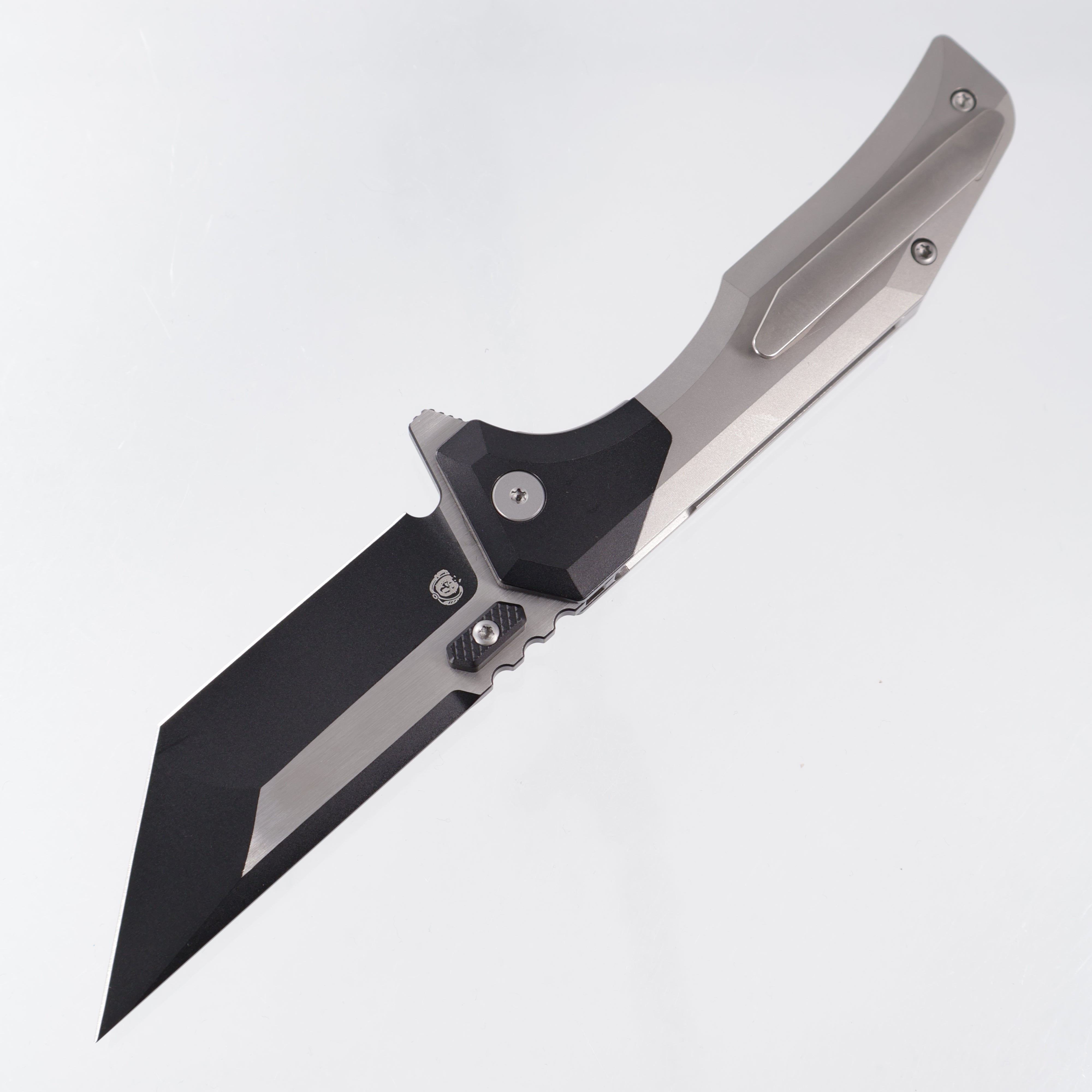Arcane Design Necronaut V3 - Beadblast Titanium w/ Black PVD Titanium Bolsters - Two-Tone Magnacut
