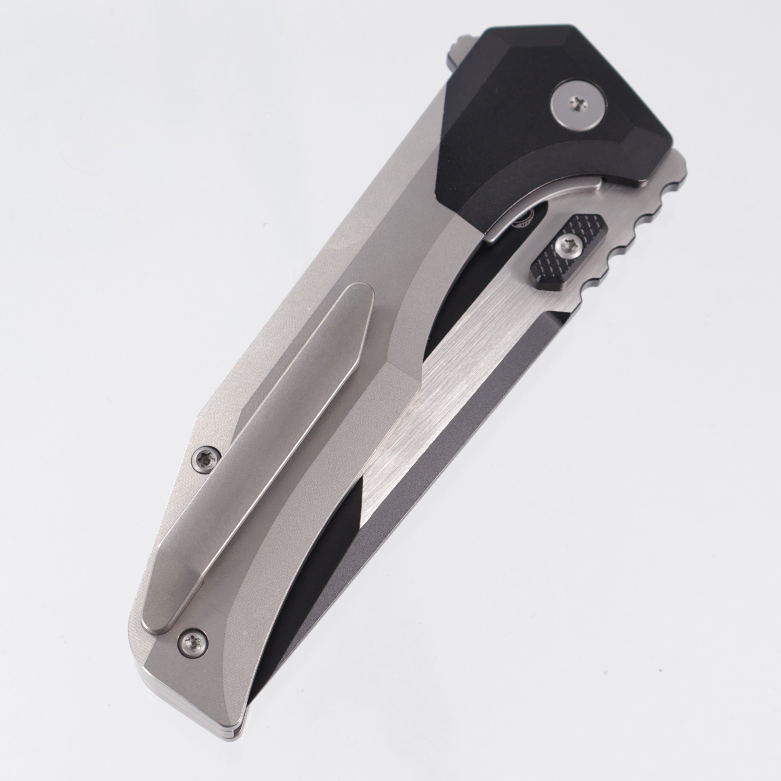 Arcane Design Necronaut V3 - Beadblast Titanium w/ Black PVD Titanium Bolsters - Two-Tone Magnacut