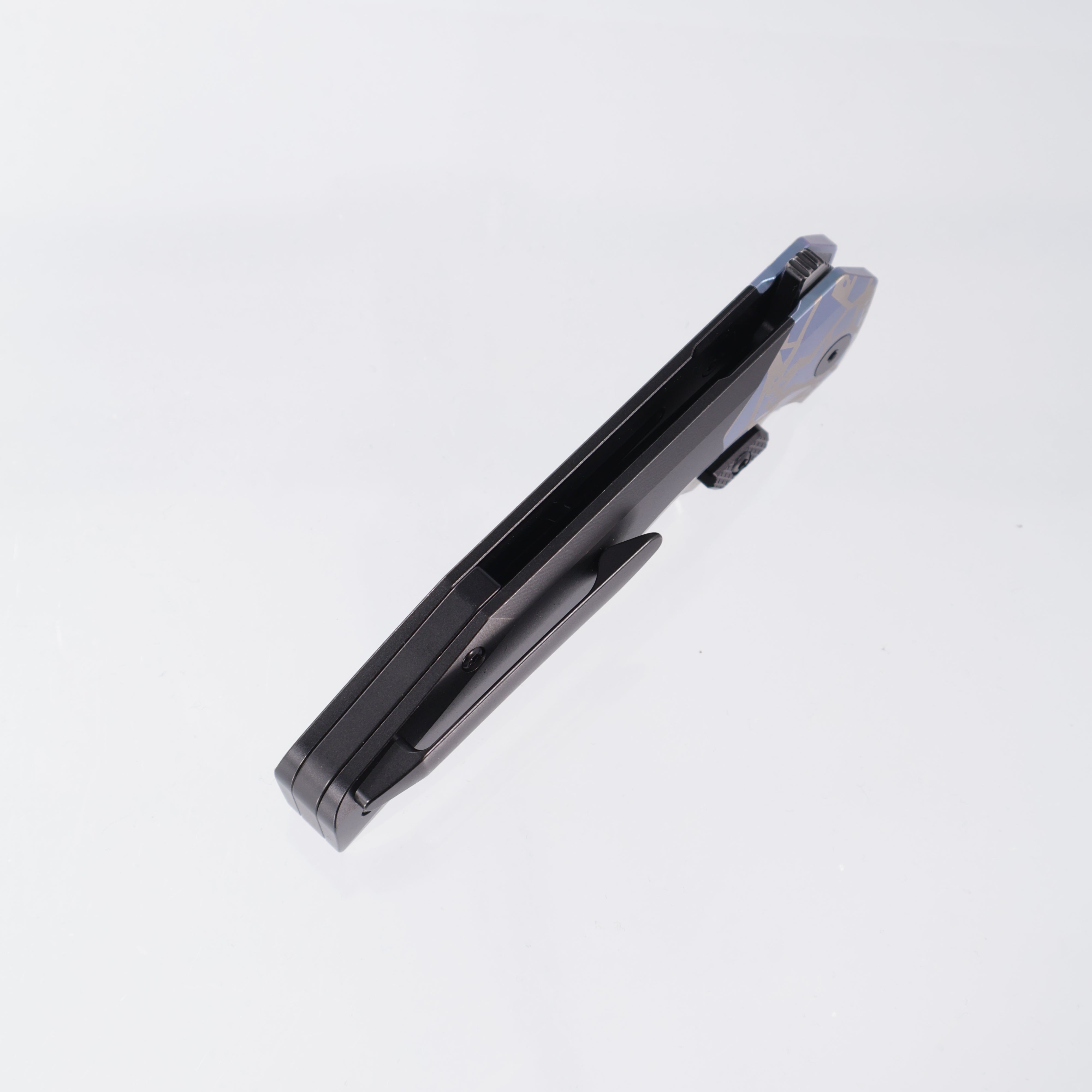 Arcane Design NECRONAUT V3 - Blue Arcane Camo Bolsters & PVD Ti Handle - Two-Tone Magnacut