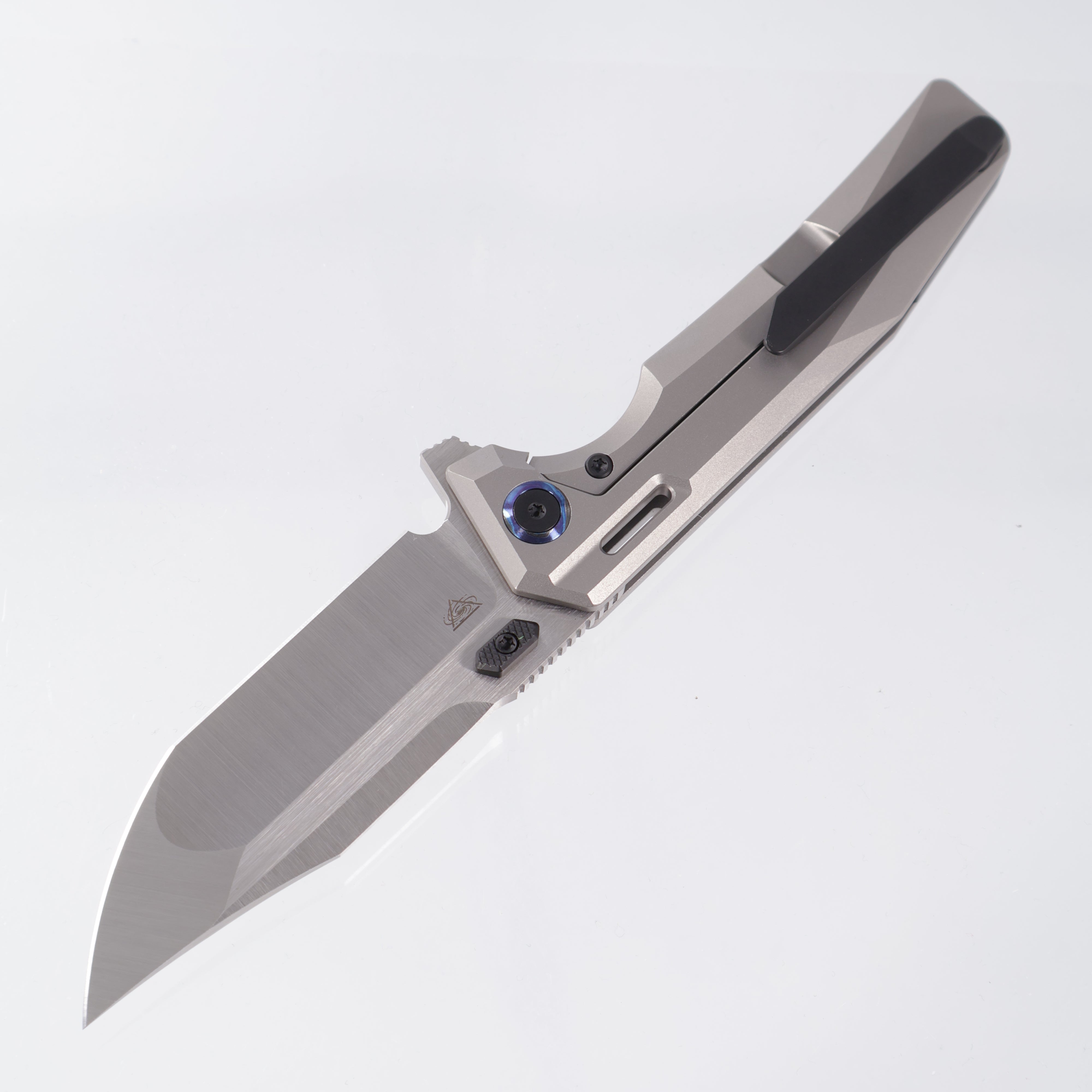 Arcane Design The ABYSS V2 - Bead Blasted Titanium w/ Zircuti Pivot Collars - Satin Magnacut