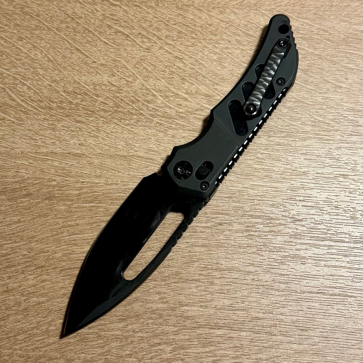 Heretic Koschei Custom - Battleworn DLC Slotted Scales w/ Sculpted DLC Clip & DLC Hardware - DLC Chad Nichols Wavepool Damascus