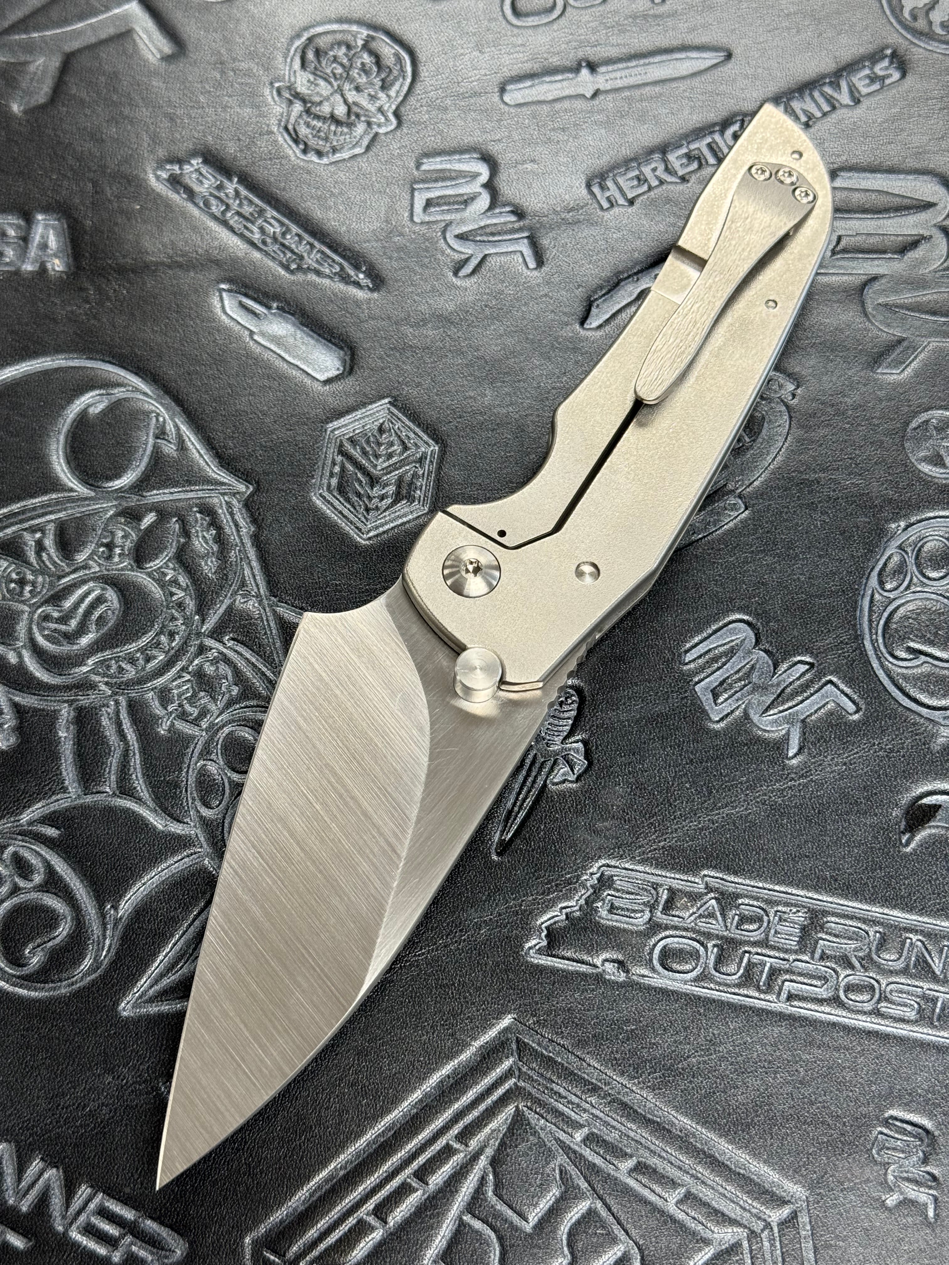 John Gray - PHAT THUCK - Satin Magnacut - Titanium Handles w/ 80s Camo Carbon Inlay