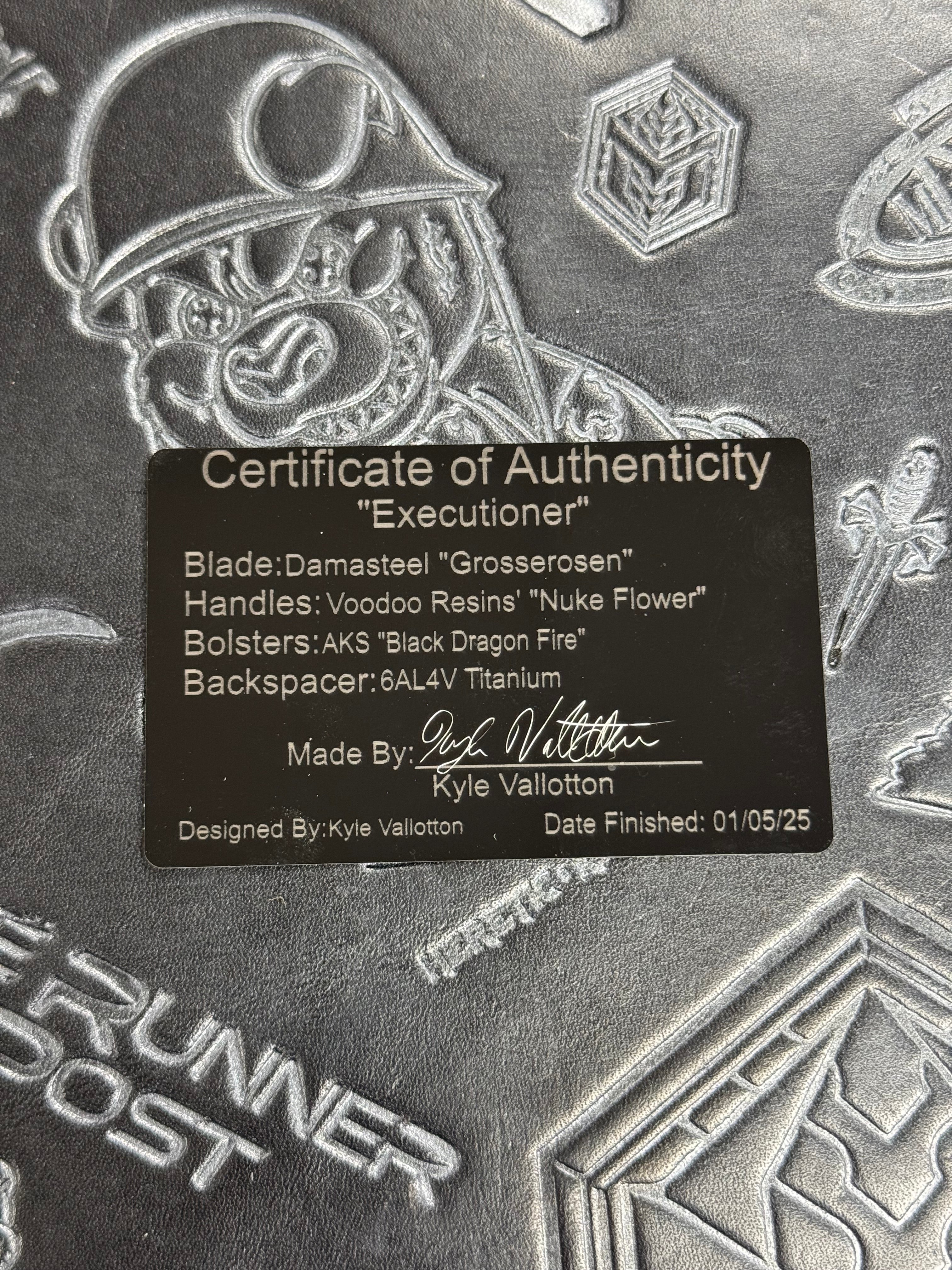 Valloton Executioner Damasteel Grosserosen Pattern Voodoo Resin Black Dragon Fire Timascus Collars