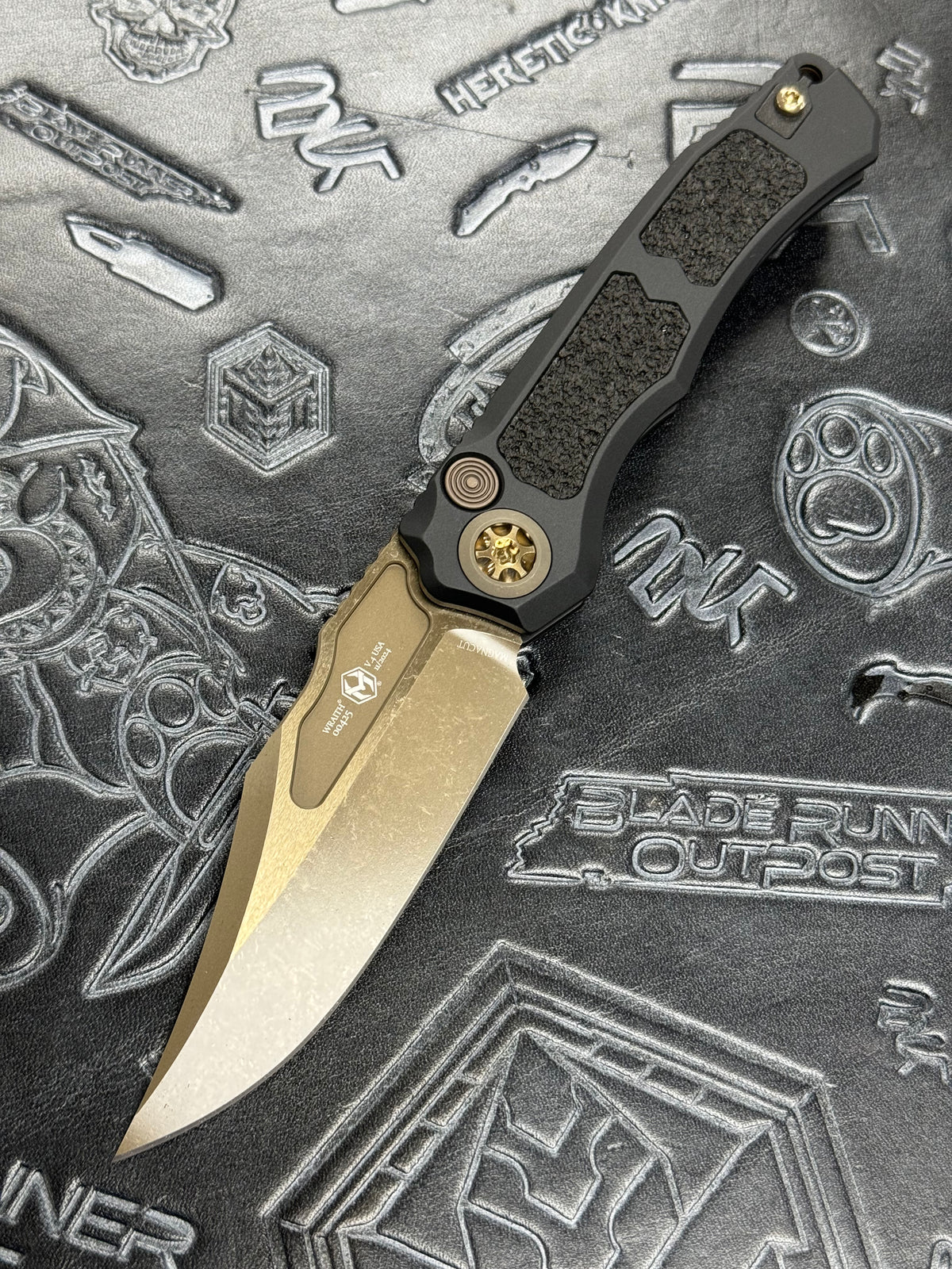 Heretic Knives Wraith Auto V4 Bowie - Black w/ Bronze hardware - Bronz ...