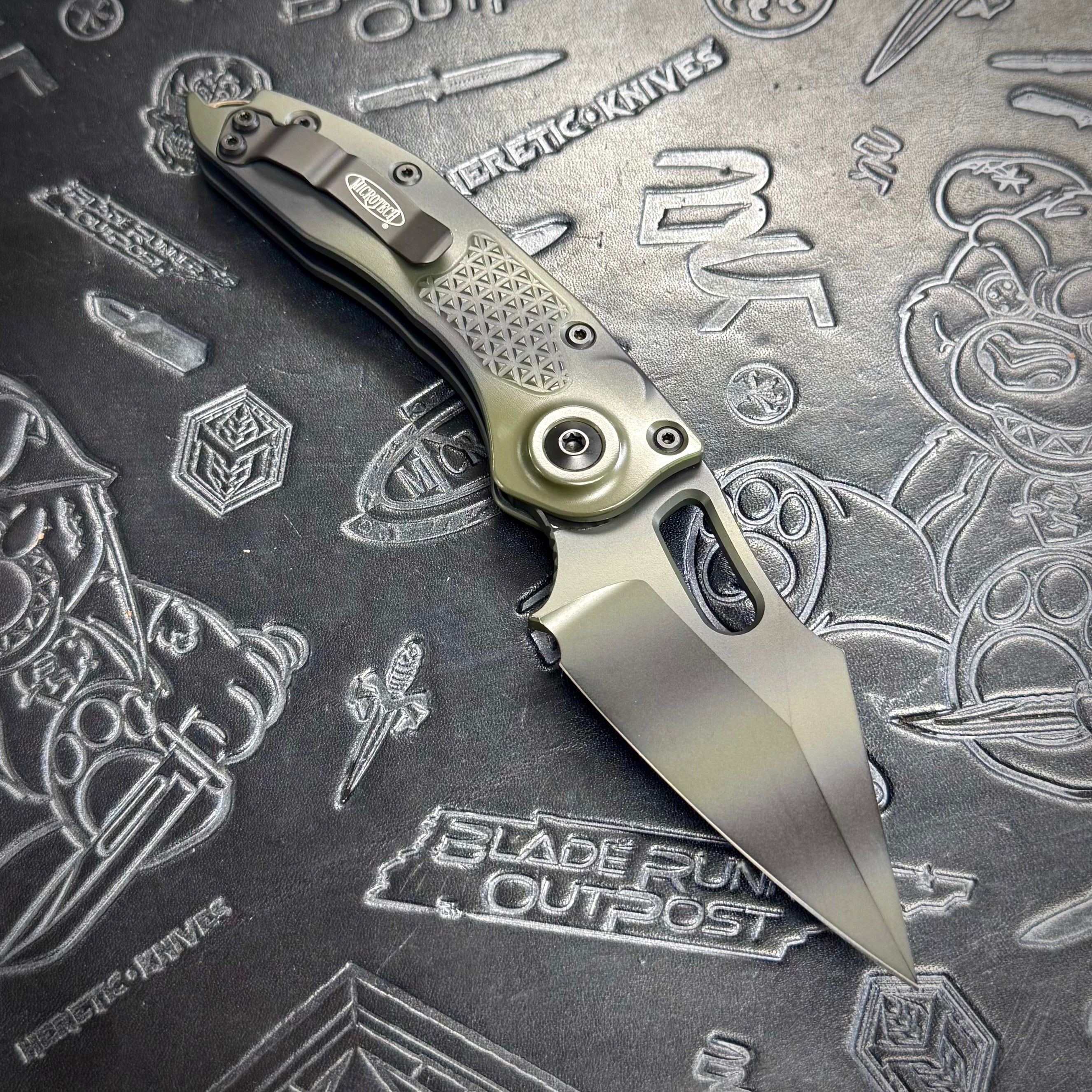 Microtech Stitch Auto - Green Camo Cerakote 169-1 GC