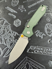 Vosteed Raccoon - Top Liner Lock (3.25" 14C28N Stonewashed Blade & Green Micarta Handle) - A2904