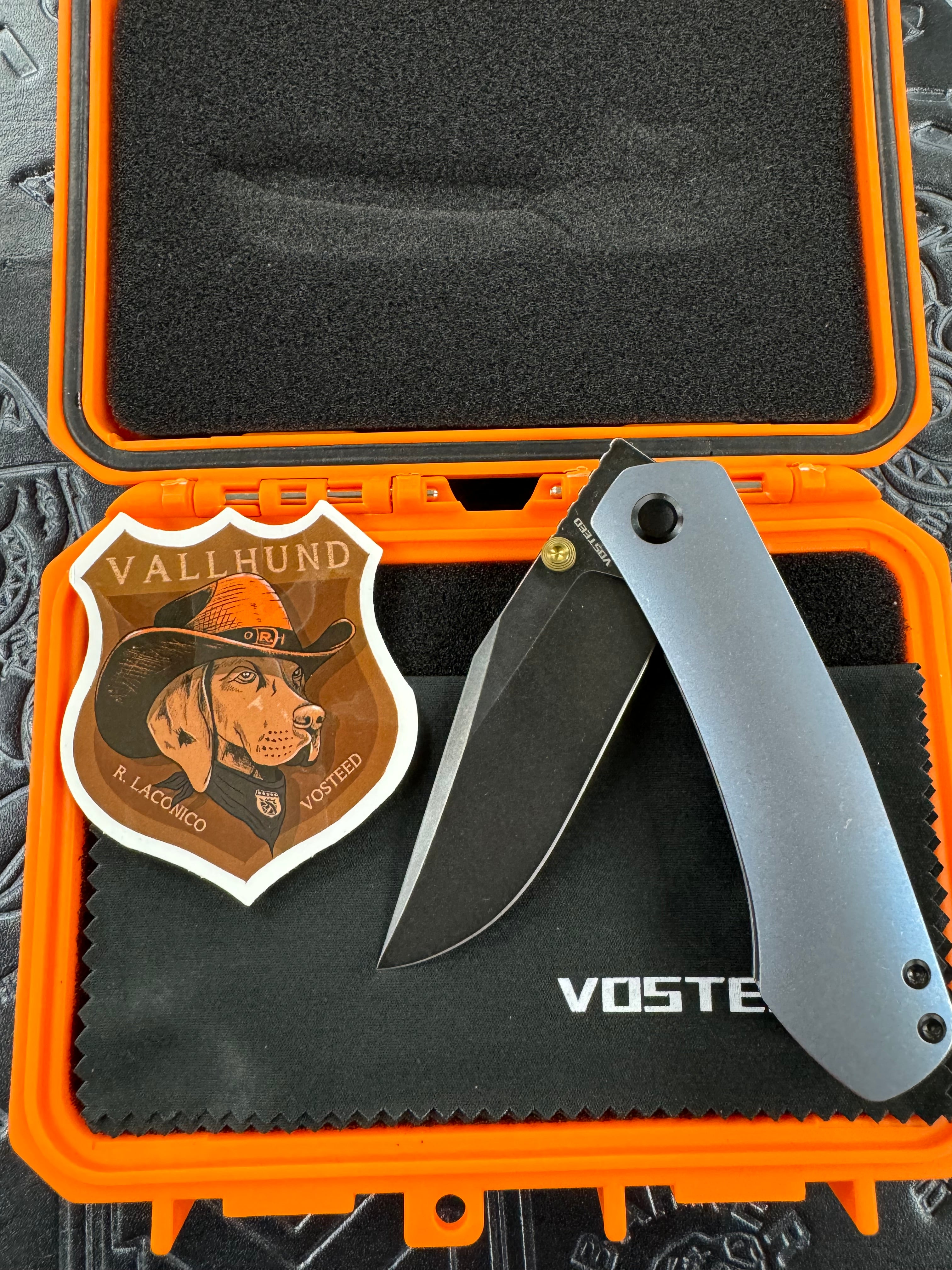 Vosteed Vallhund- Frame Lock Knife (3.02" S35VN Blade & Blue Titanium Handle) - A2102 Black Stonewashed