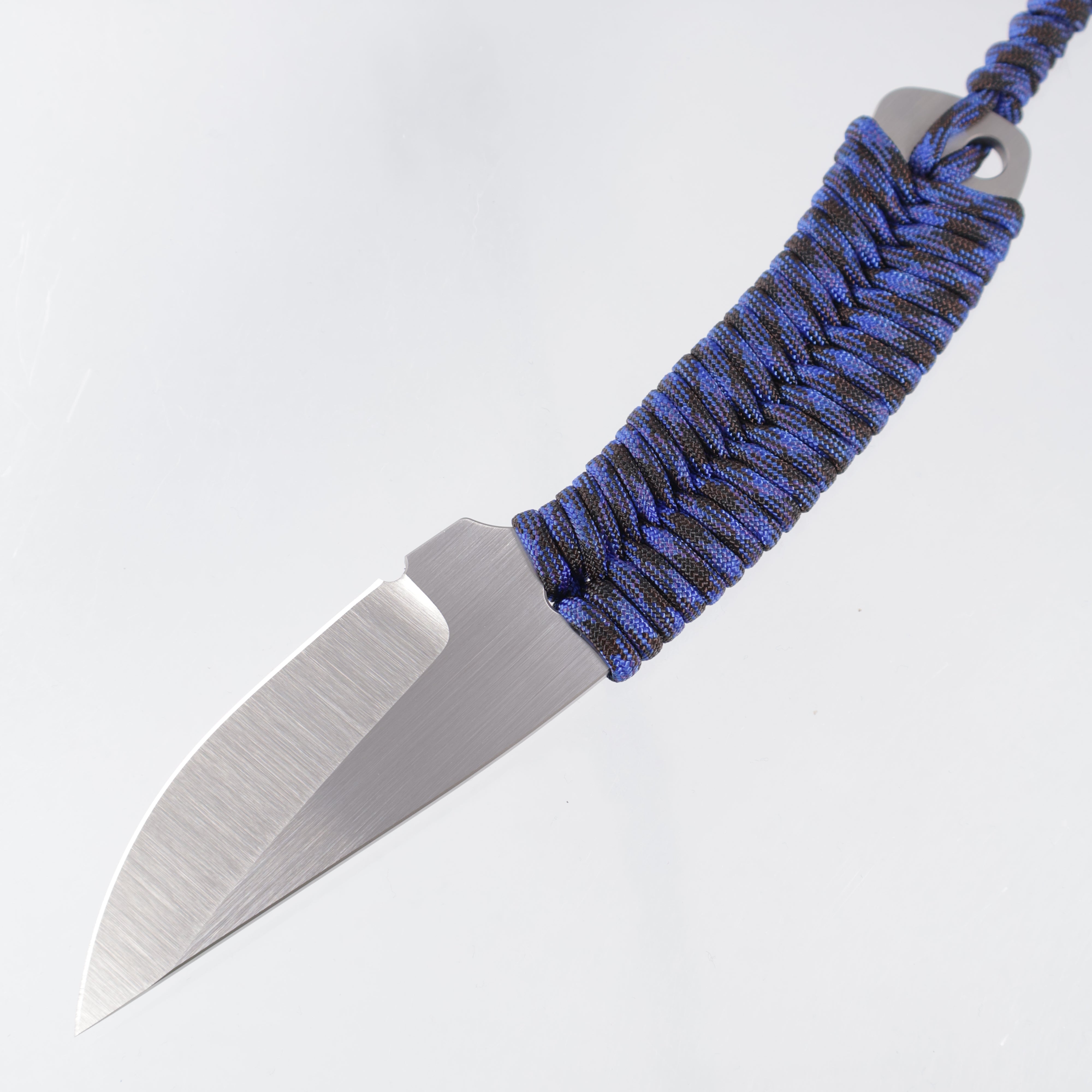 Beans Blades Scout Minimalist - Blue & Black Paracord - Satin M390