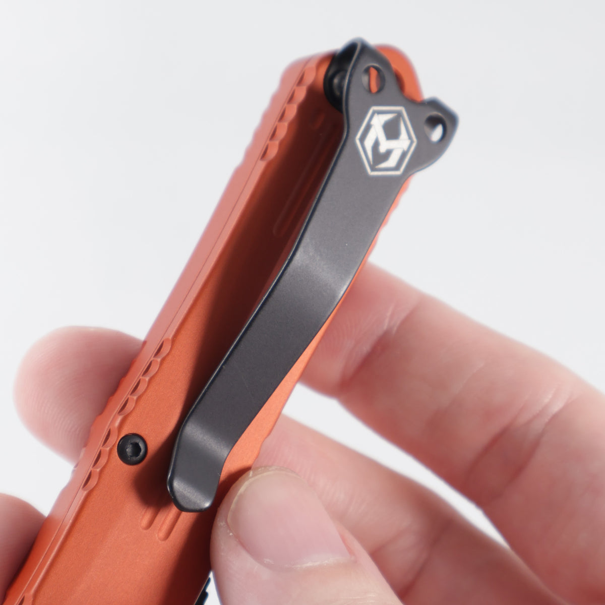 Heretic Manticore S Tanto - Orange Grooved Aluminum - 2-Tone Black Elmax - H023-10A-ORG *PRE-OWNED*