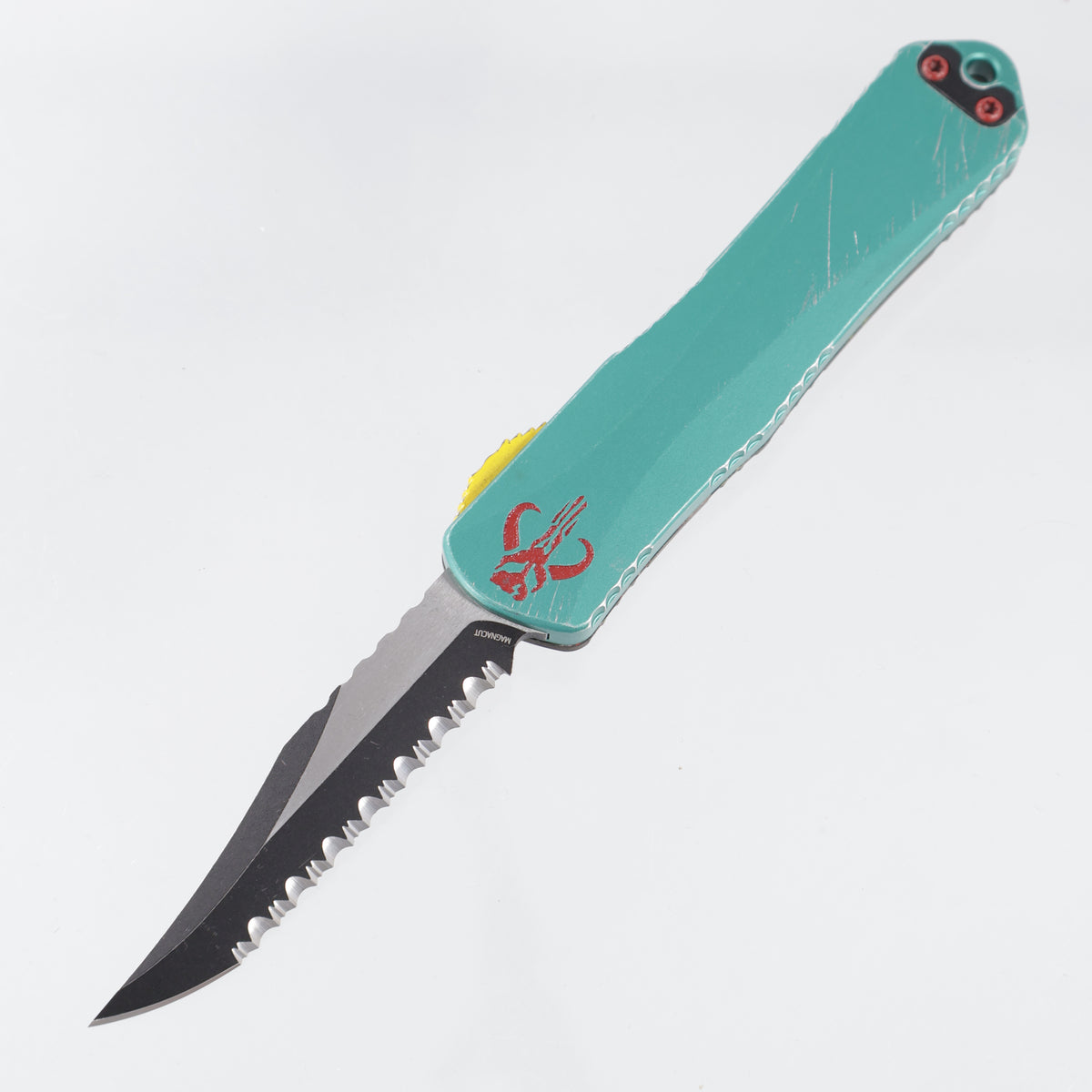 Heretic Manticore E Bowie - Bounty Hunter Aluminum w/ Boba Fett Camo Carbon Backplate - 2-Tone Black Full Serrate Magnacut - H026B-14C-BOUNTY *PRE-OWNED*