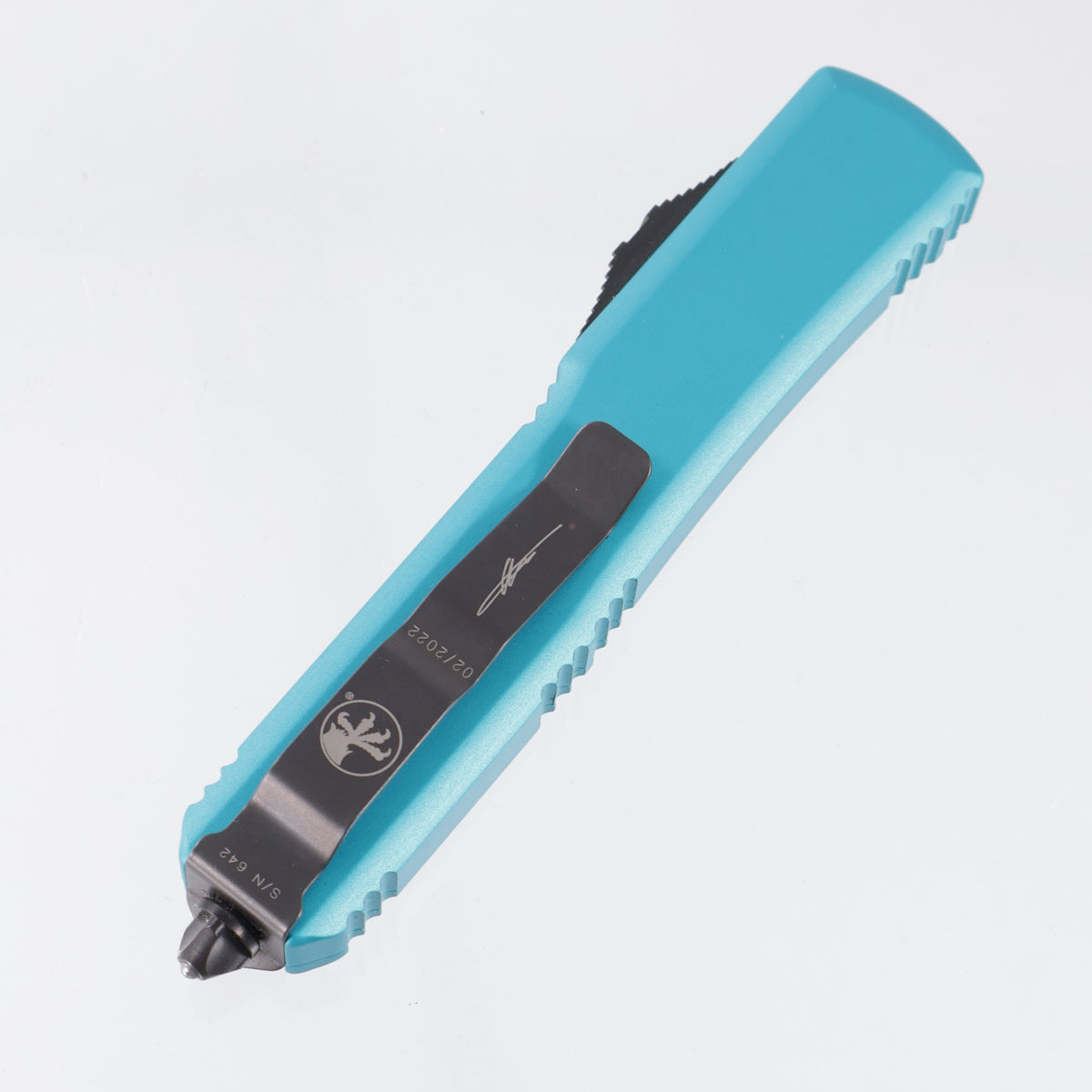 Mcrotech Ultratech Double Edge Signature Series - Turquoise Sterile Aluminum - DLC M390 - 122-1 DLCTTQS *PRE-OWNED*