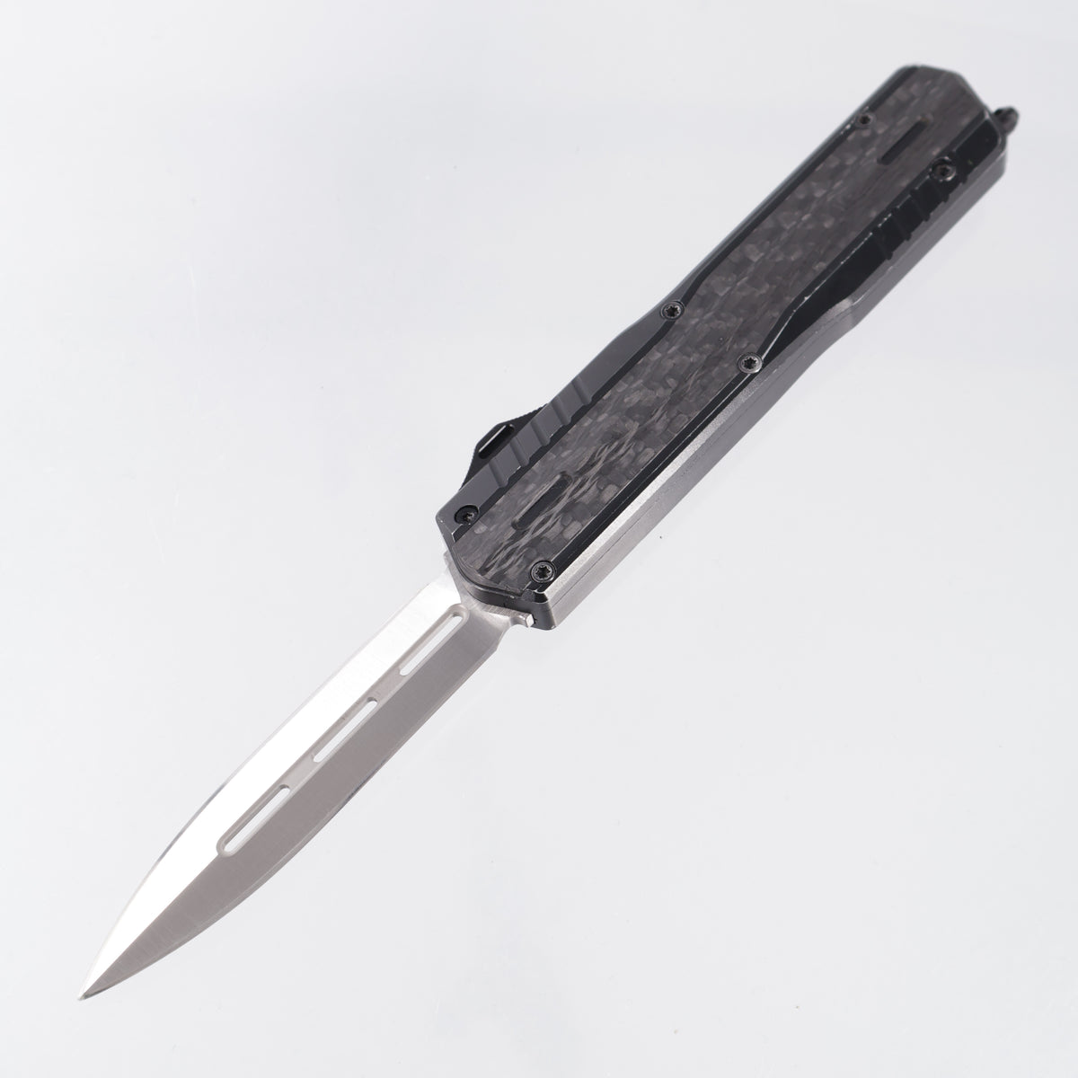 Maxace Medusa OTF Double Edge - Black Aluminum w/ Carbon Fiber Inlays - Satin Magnacut - X06B *PRE-OWNED*