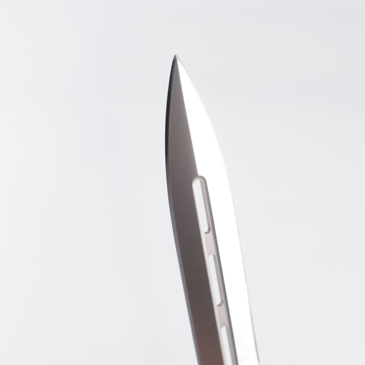 Maxace Medusa OTF Double Edge - Black Aluminum w/ Carbon Fiber Inlays - Satin Magnacut - X06B *PRE-OWNED*