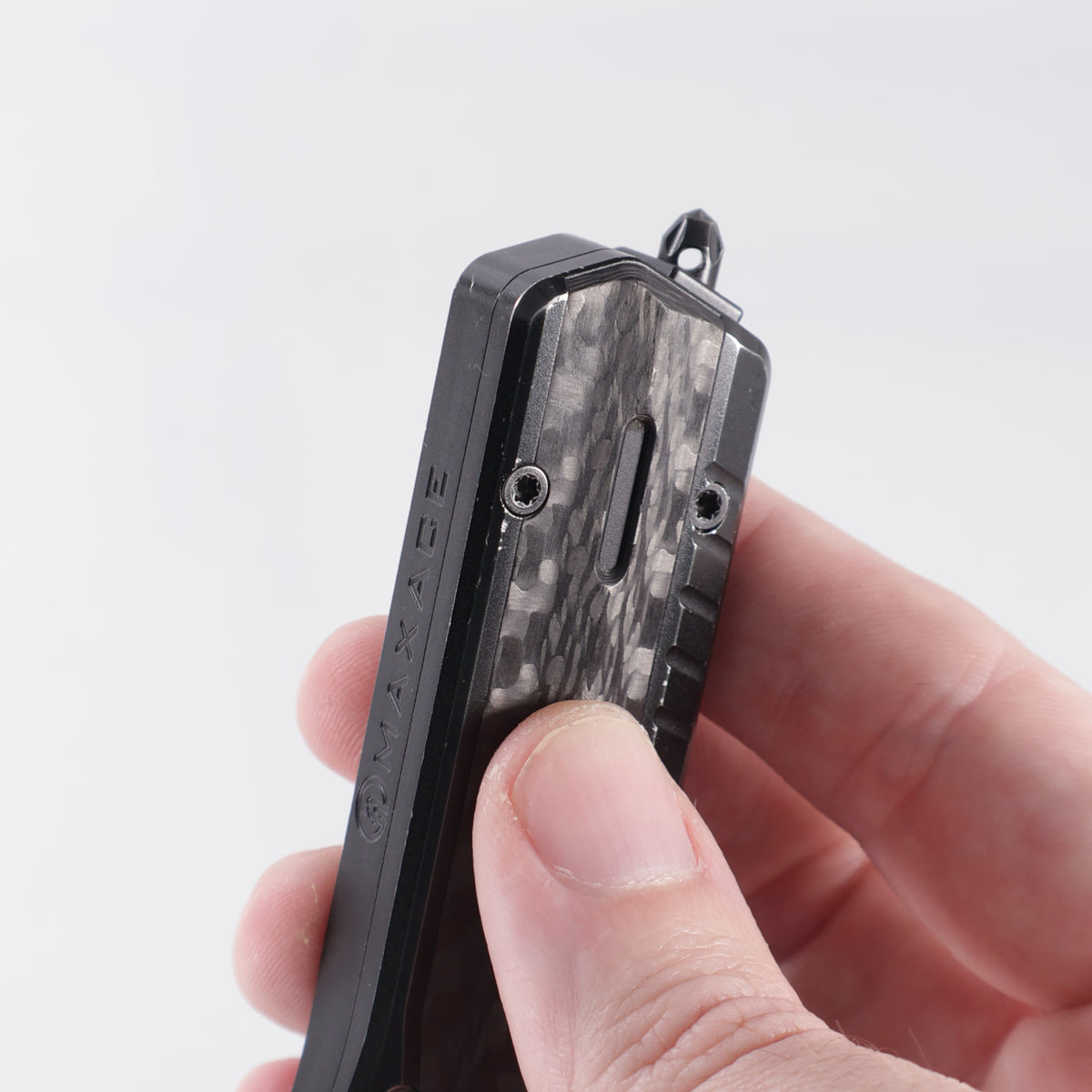 Maxace Medusa OTF Double Edge - Black Aluminum w/ Carbon Fiber Inlays - Satin Magnacut - X06B *PRE-OWNED*