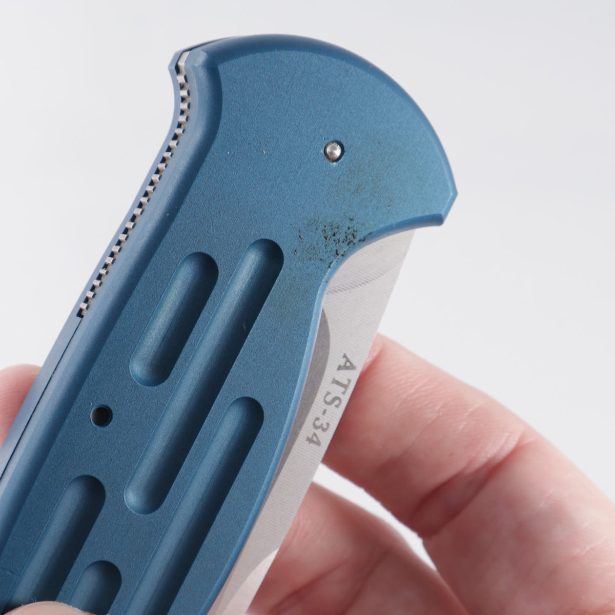 Bali-Song (Benchmade) Al-Mar GPA Automatic (One of One) - Blue Aluminum - Beadblast Partial Serrate ATS-34 Blade *PRE-OWNED*