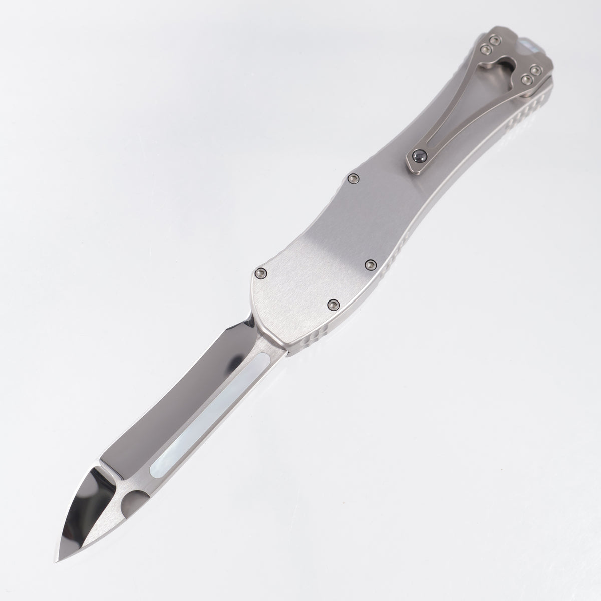 Heretic Hydra V4 Recurve Custom - Stainless Steel Chassis w/ Mother Of Pearl Inlays - Mirror Polish Compound Grind M390 - S/N: 006 *PRE-OWNED*
