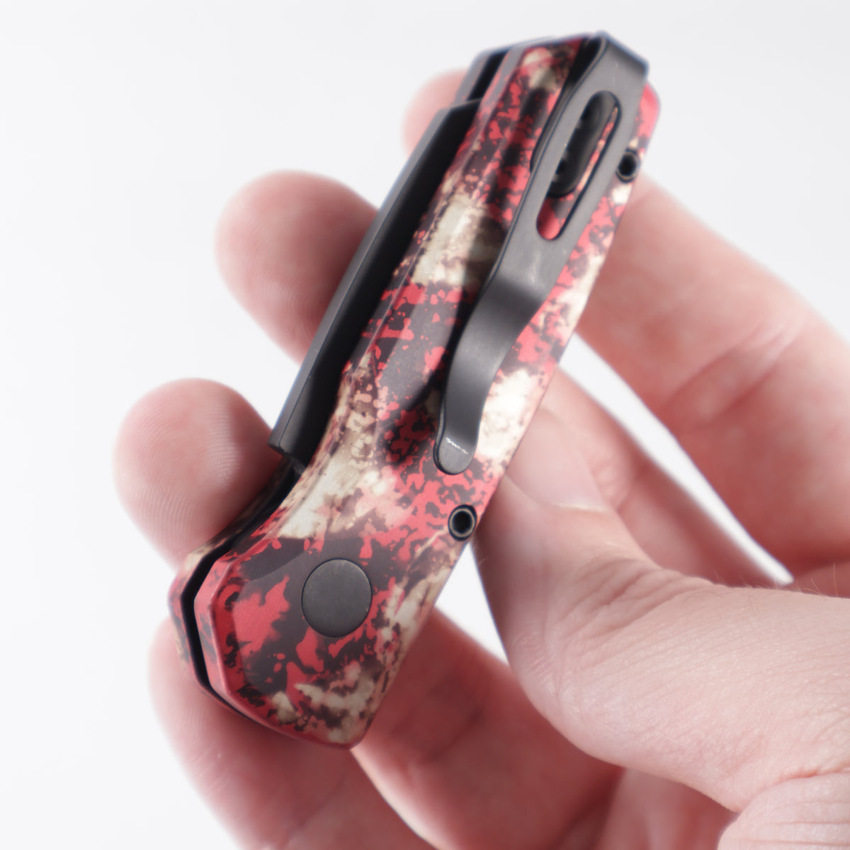Pro-Tech Runt 5 Reverse Tanto - Crimson Tiger Camo w/ Black Lip Pearl Button - DLC Magnacut - R5403-CTC *PRE-OWNED* *NO BOX*