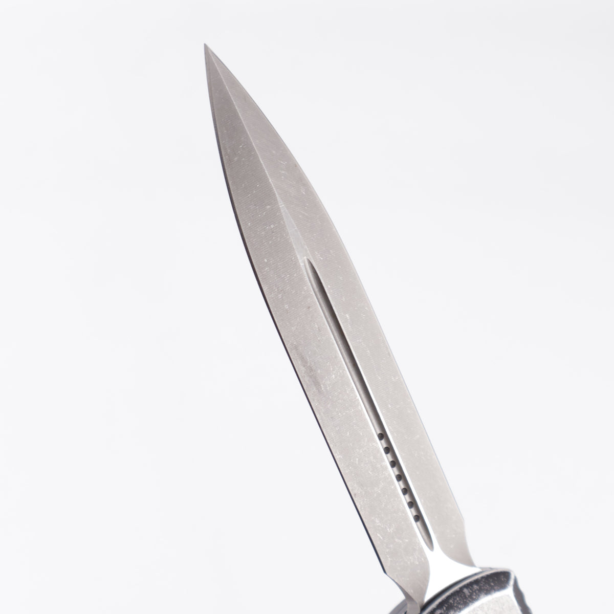 Microtech Ultratech Double Edge - Distressed Black Aluminum - Apocalyptic M390 - 122-10 DBK *PRE-OWNED*