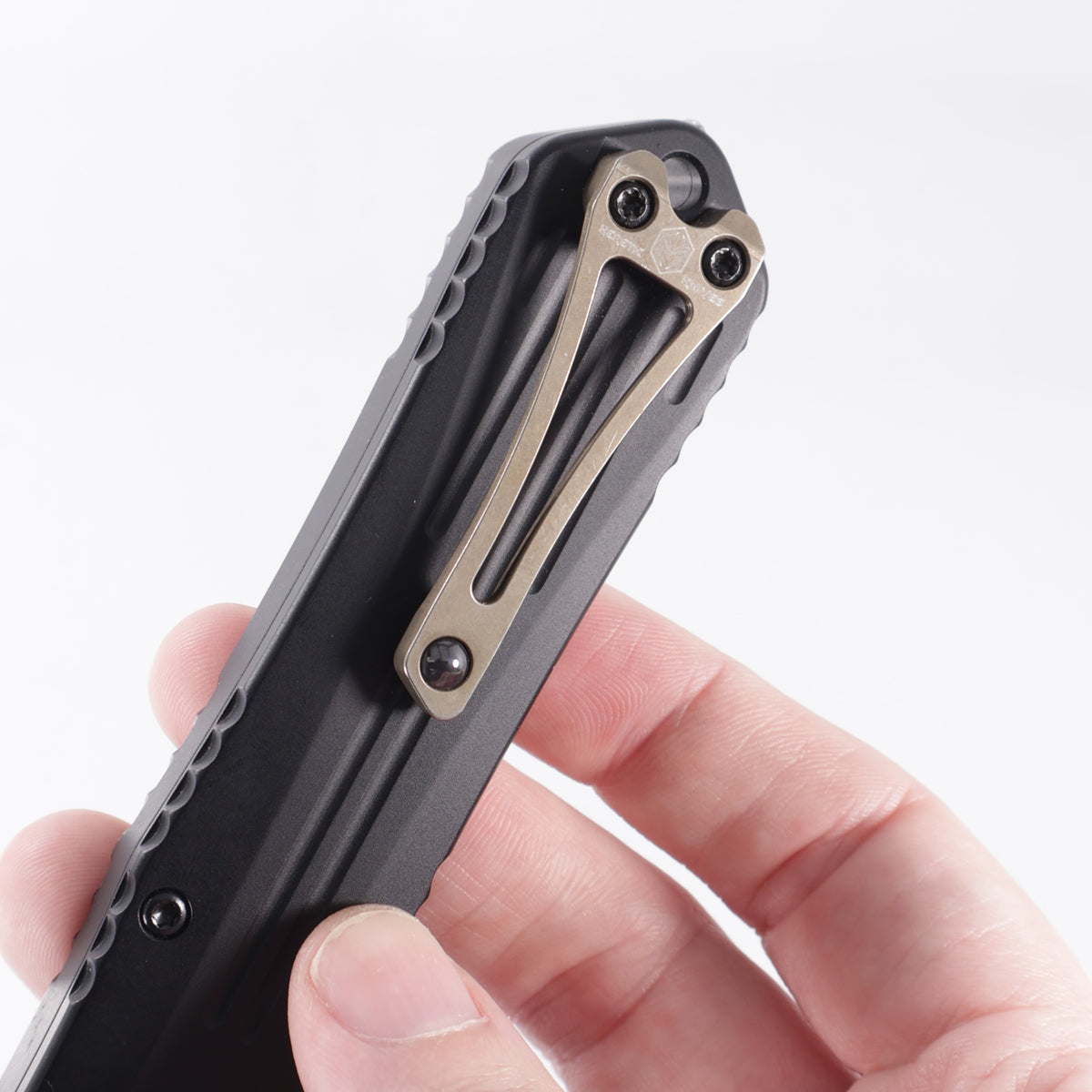 Heretic Manticore X Recurve - Black Aluminum w/ Bronze Titanium Clip - Black Tactical 2-Tone Elmax - H033-10A *PRE-OWNED*
