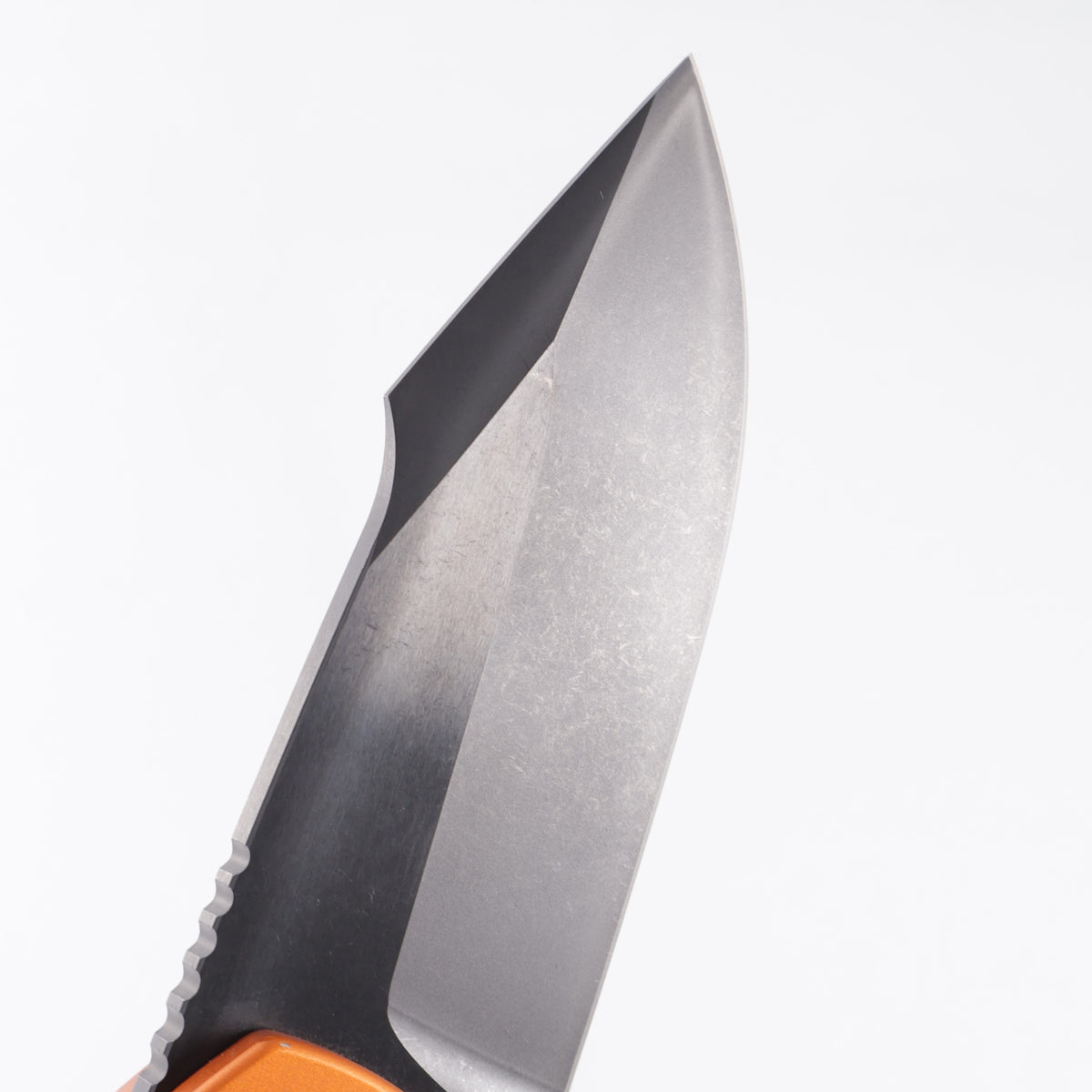 Heretic Pariah Auto Single Edge - Orange Aluminum w/ 80s Camo Carbon inlays - DLC Magnacut - H048-6A-OG/80S - BROP Exclusive - S/N: 004 *PRE-OWNED*