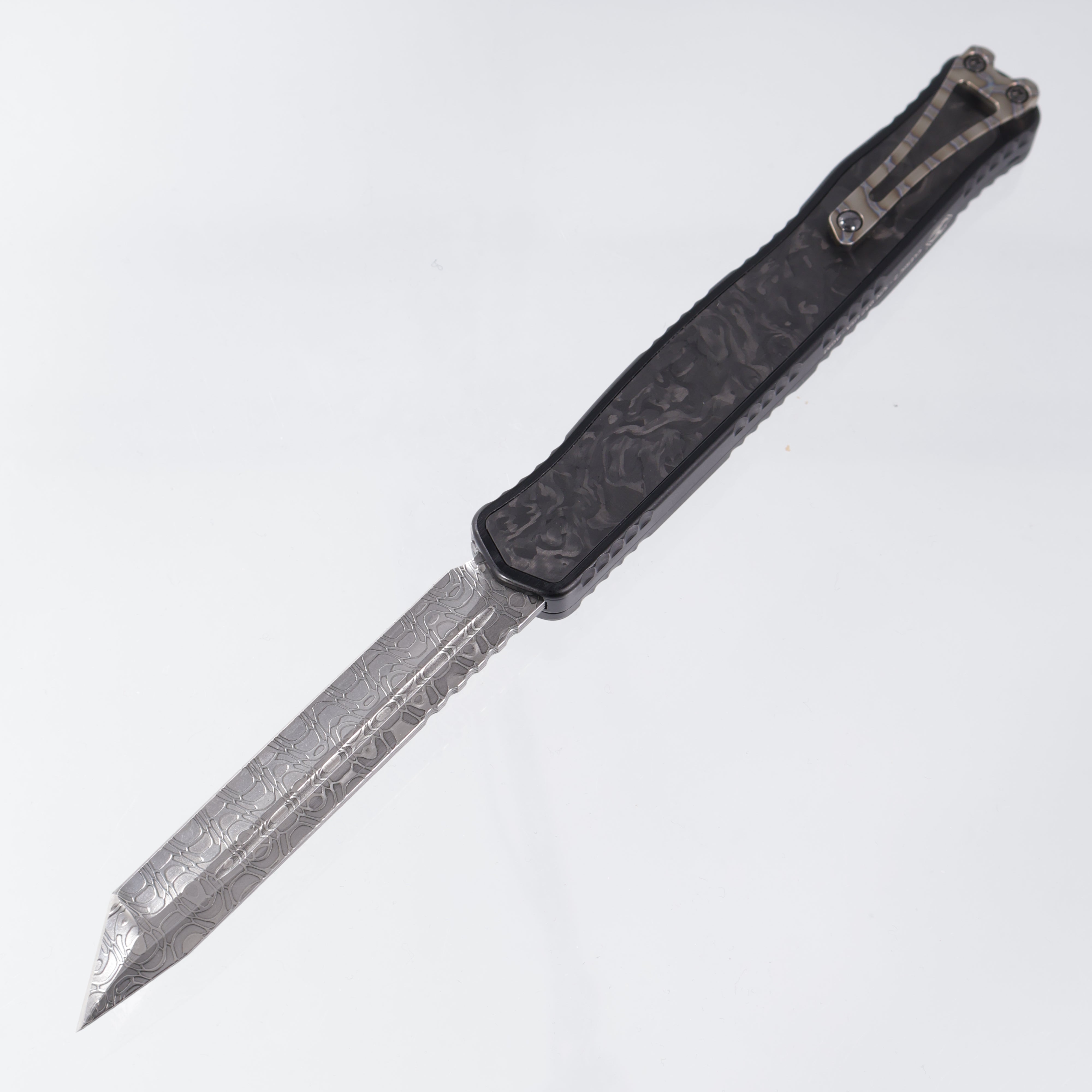 Heretic Cleric II Tanto Custom - Vegas Forge Razorwire Damascus - Aluminum Chassis w/ Marbled Carbon Fiber inlays, Flamed Ti button & Clip - S/N: 037 *PRE-OWNED*