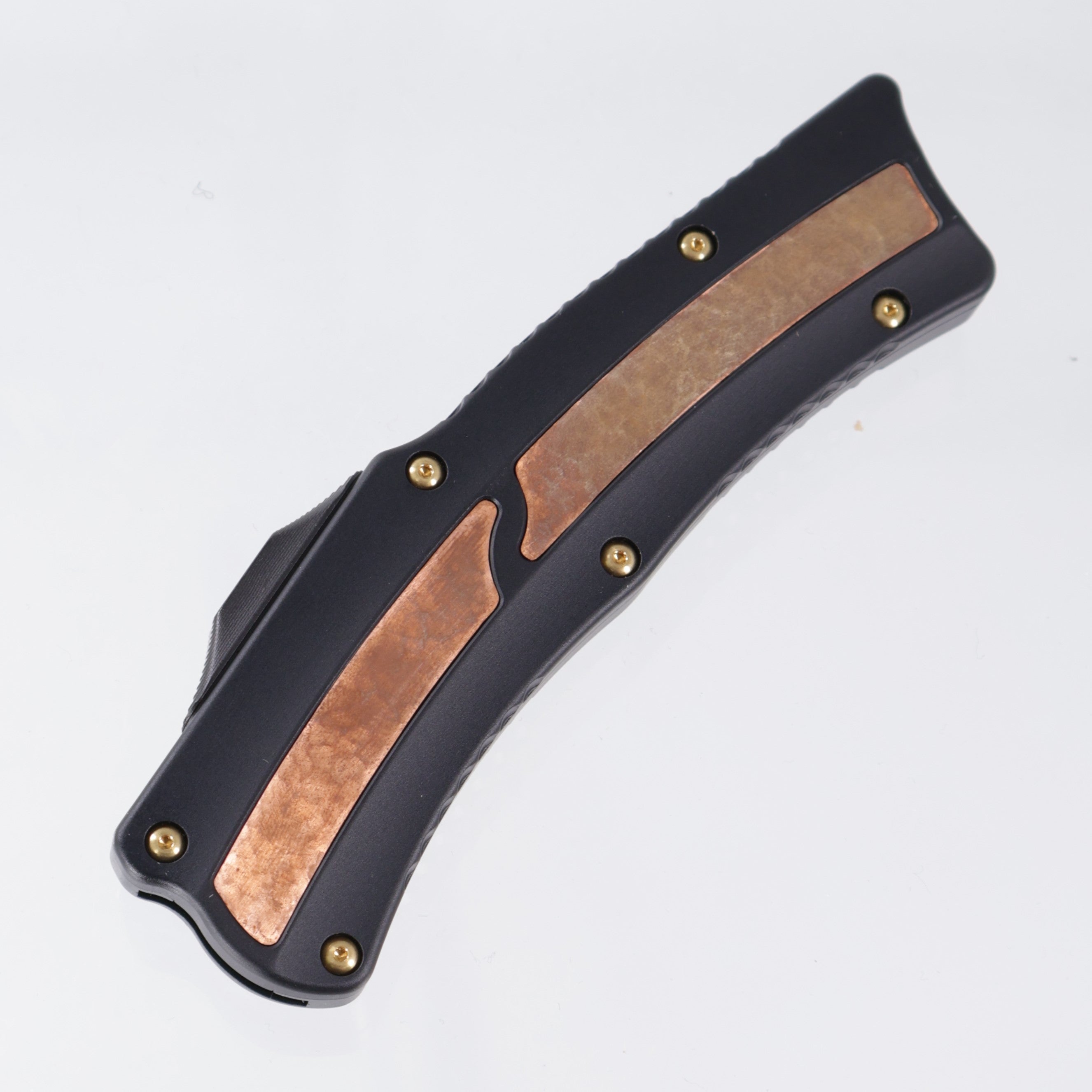 Heretic Roc Custom - Polished Baker Forge Damascus - Aluminum Chassis w/ Hand Peened Copper inlays & Brass hardware - Inlaid Button - S/N: 003 *PRE-OWNED*