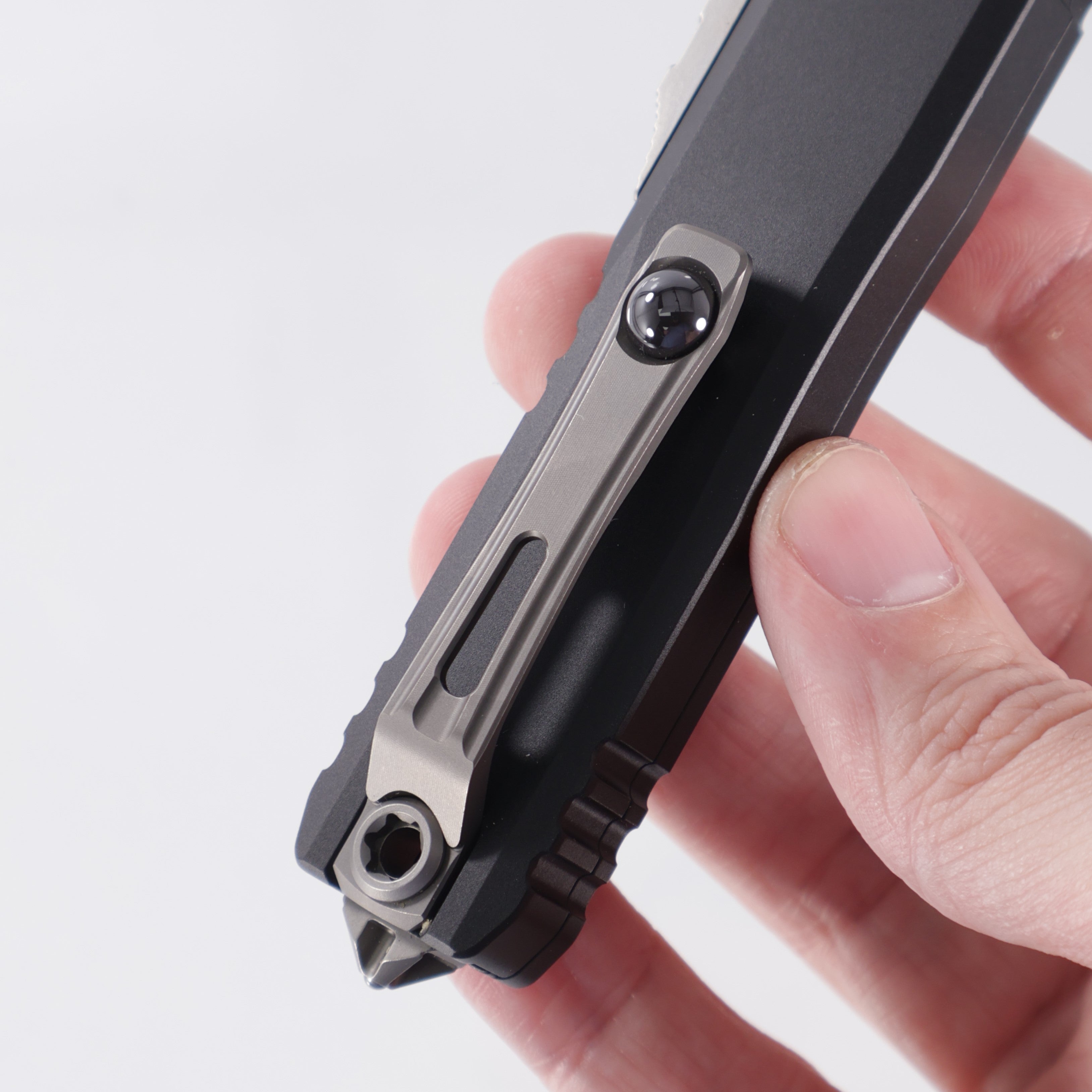 Microtech UTX-85 Gen IV Double Edge - Black Aluminum - Stonewash M390MK Full Serrate - 12324-12 *PRE-OWNED*