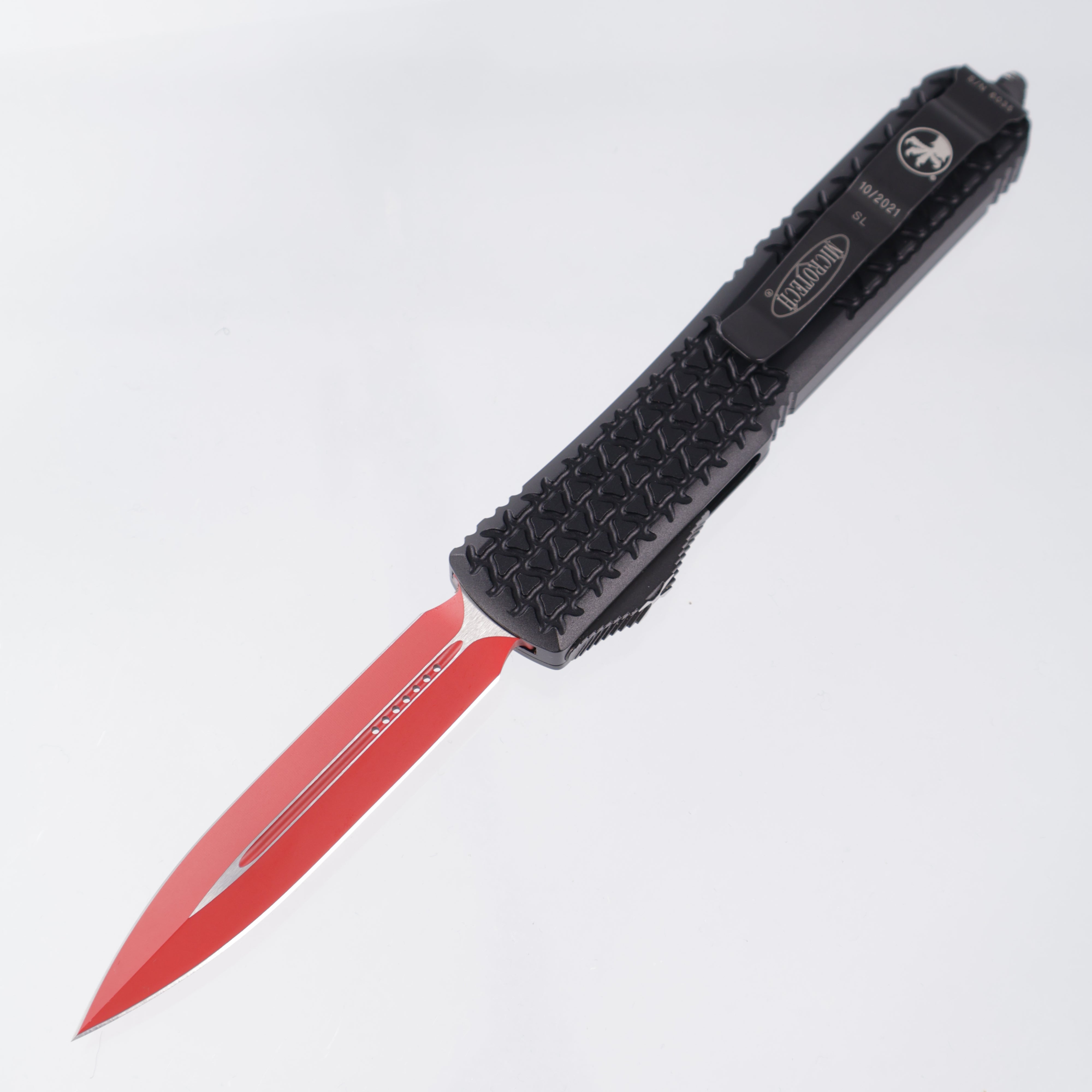 Microtech Ultratech Sith Lord Double Edge - Black Auminum w/ Tri-Grip Texture - Red Blade - 122-1 SL *PRE-OWNED*