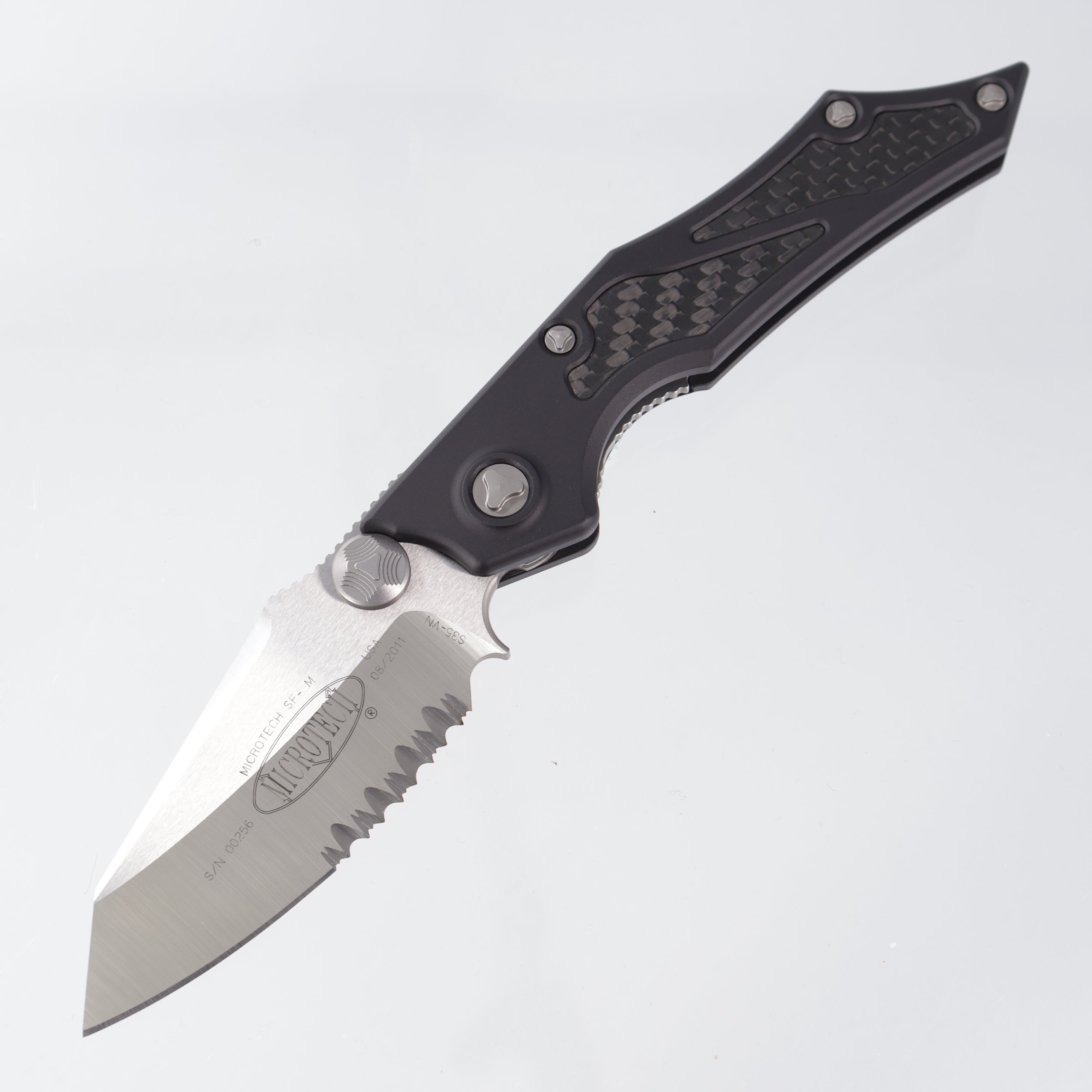 Microtech Selectfire Manual - Black Aluminum w/ Carbon Fiber Inlays & Green Backspacer - Satin Partial Serrate S35VN - 129-5 *PRE-OWNED*