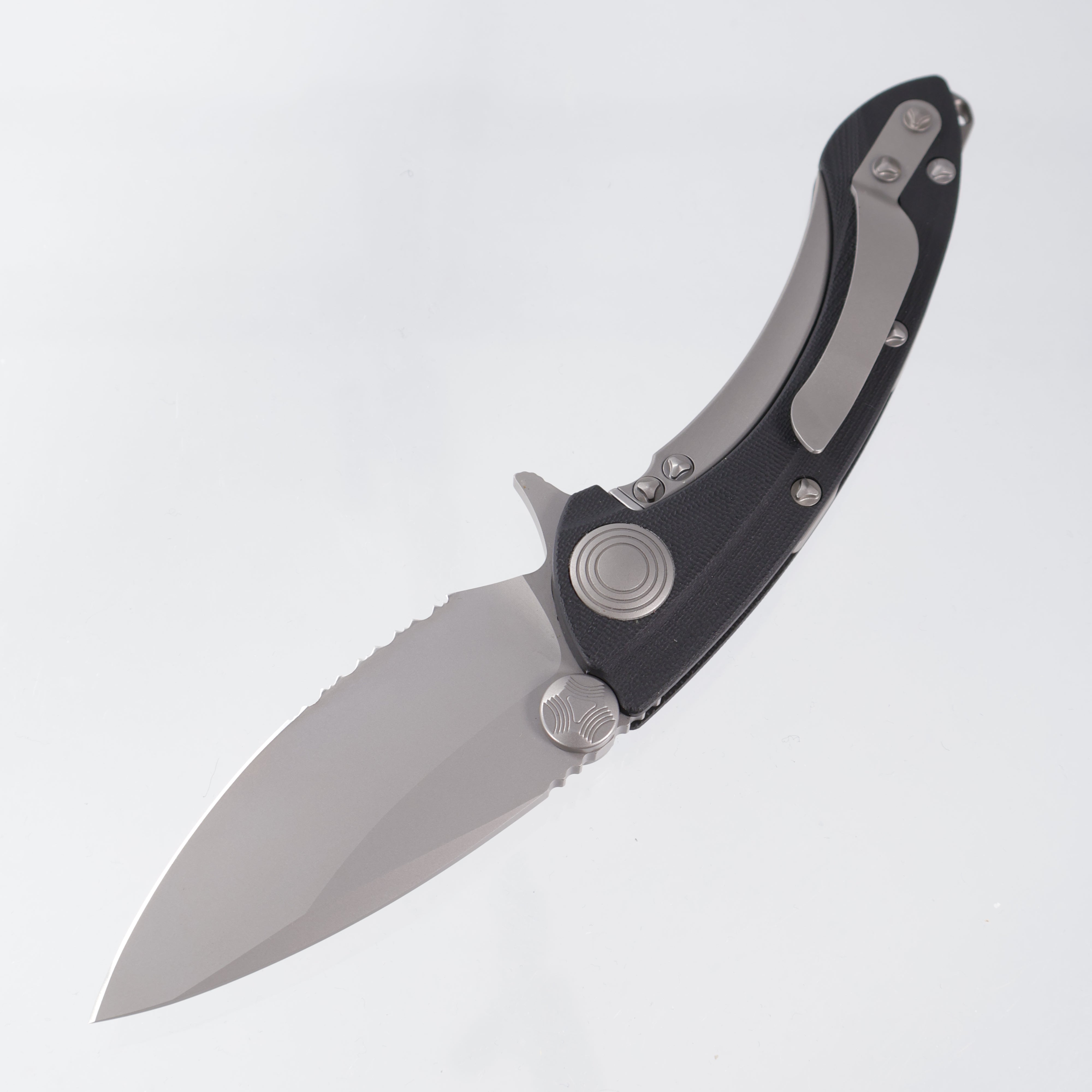 Microtech Whaleshark V-Grind - Black G10 - Beadblast Partial Serrate S35VN - 167-8 *PRE-OWNED*