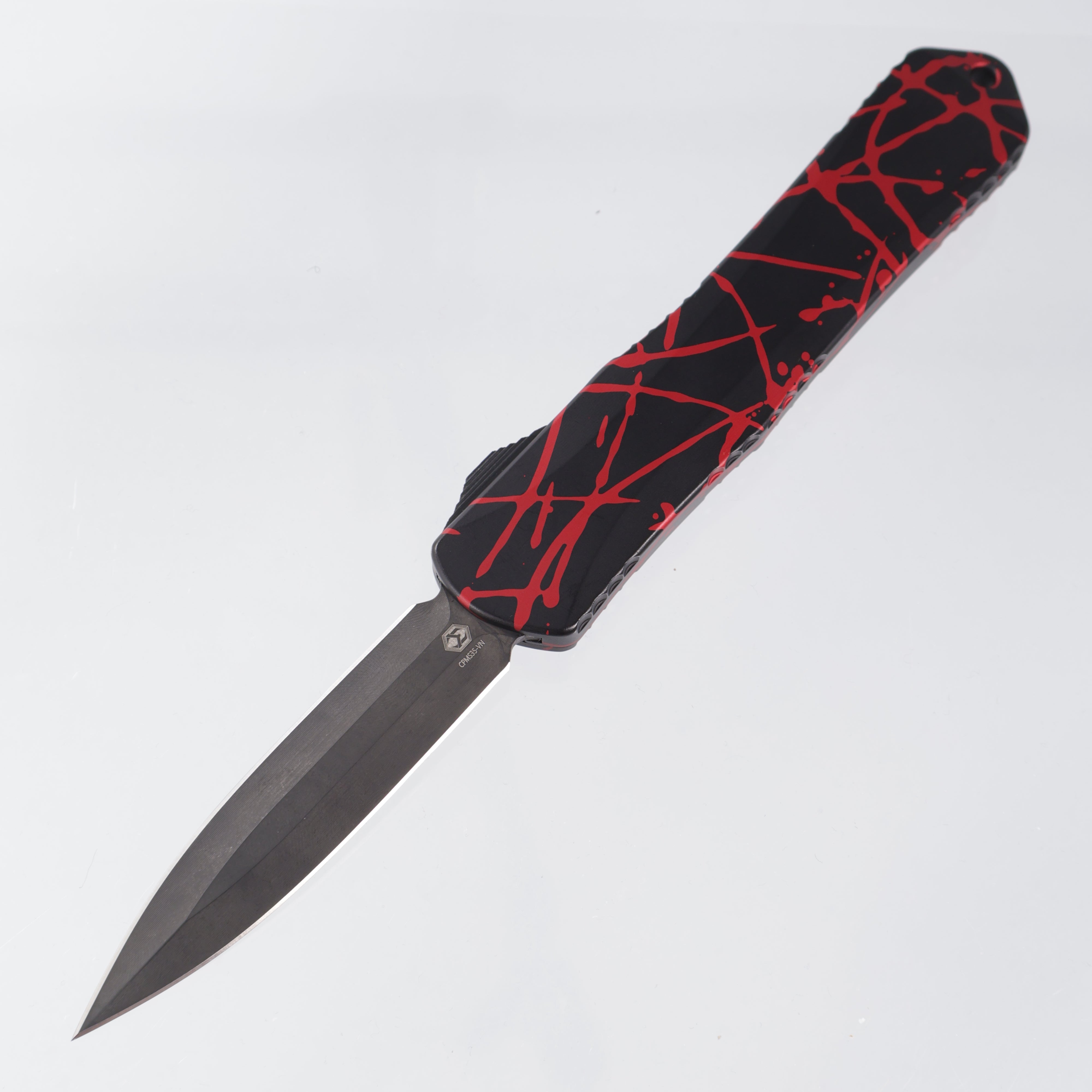 Heretic Manticore X Double Edge - Black w/ Red Splash Pattern Aluminum - DLC S35VN - H032-6A-RS *PRE-OWNED*