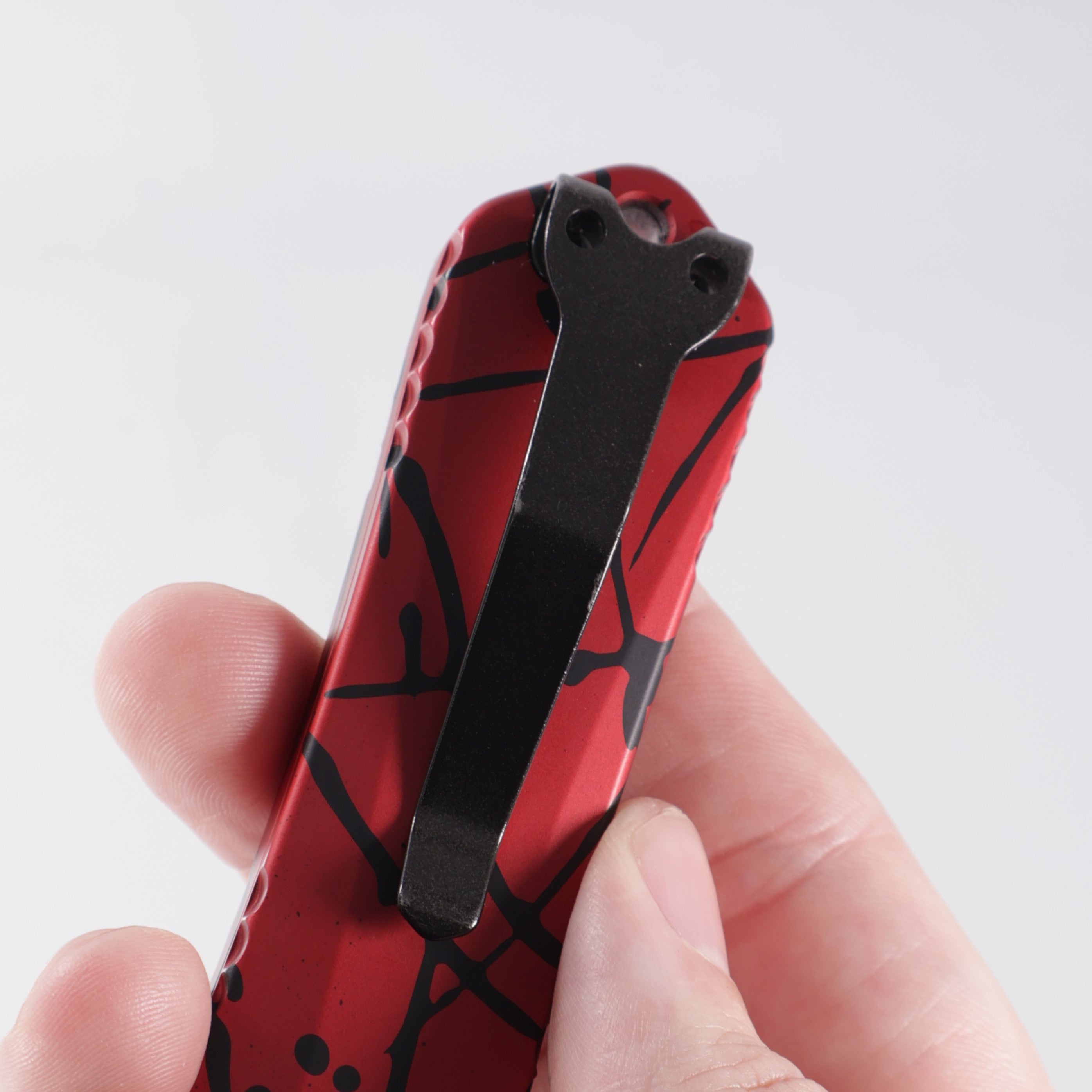 Heretic Manticore X Double Edge - Red w/ Black Splash Pattern Aluminum - DLC S35VN - H032-6A-REDBS *PRE-OWNED*