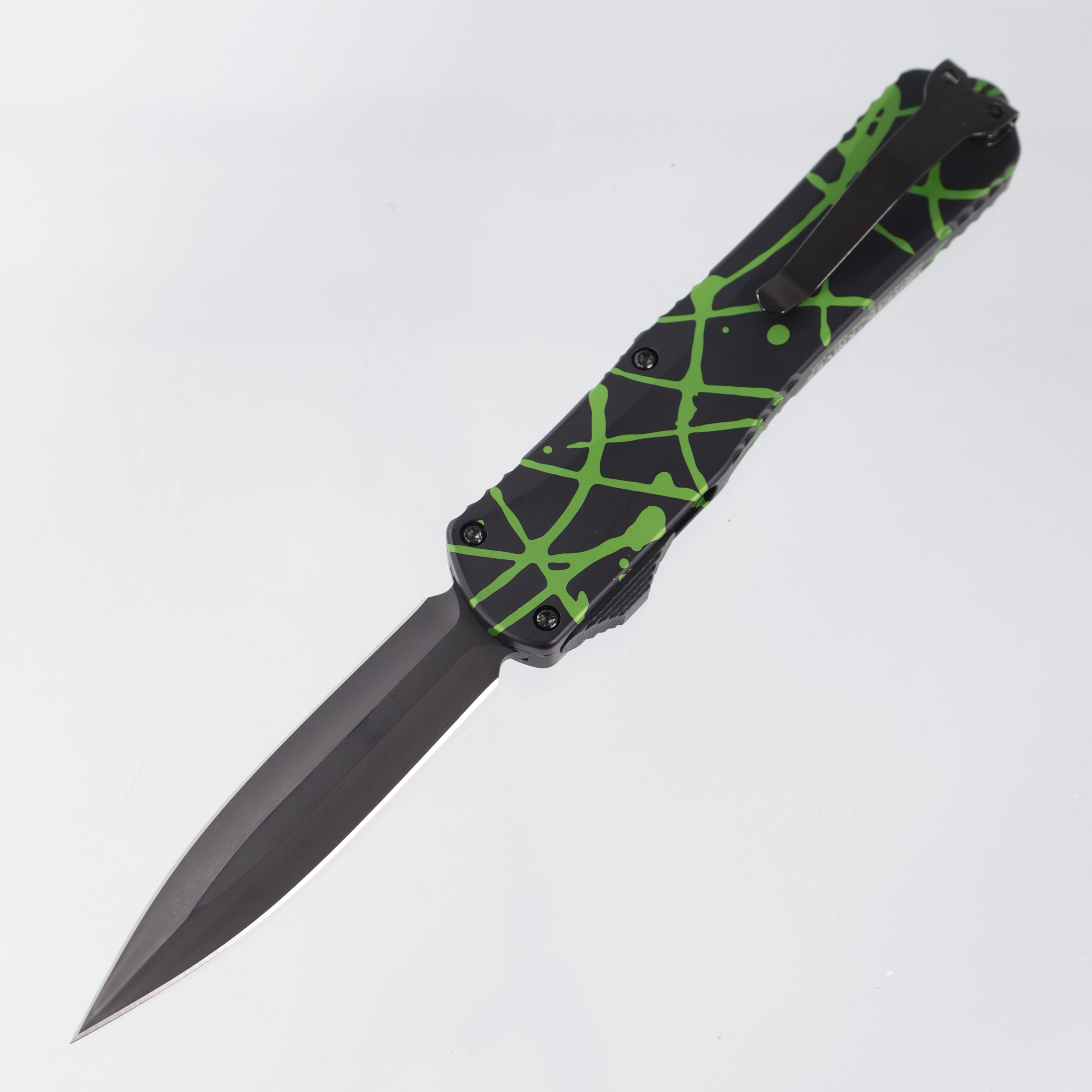 Heretic Manticore X Double Edge - Black w/ Green Splash Pattern Aluminum - DLC S35VN - H032-6A-GS *PRE-OWNED*